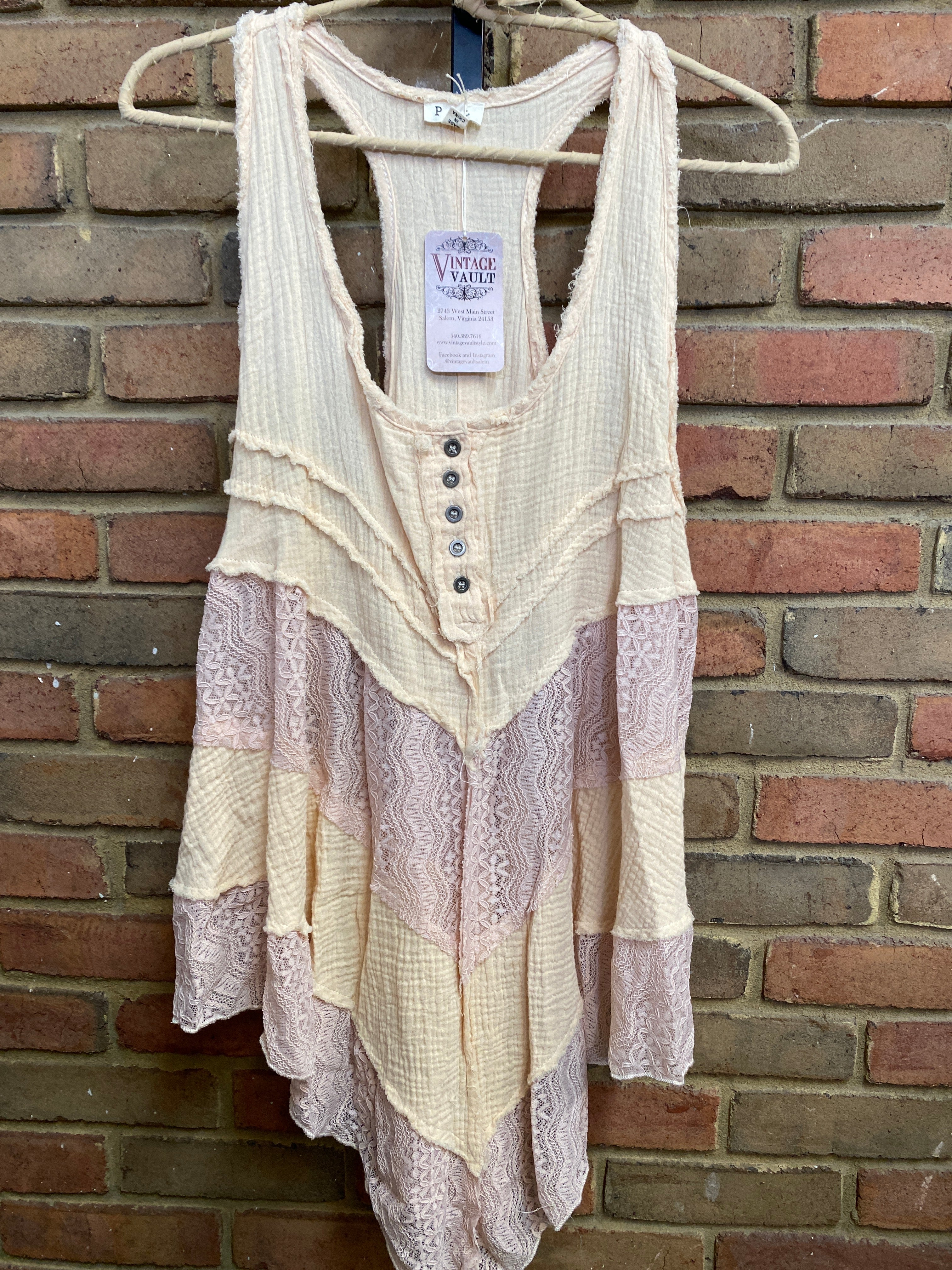 Lace Gauze Racerback. Size M