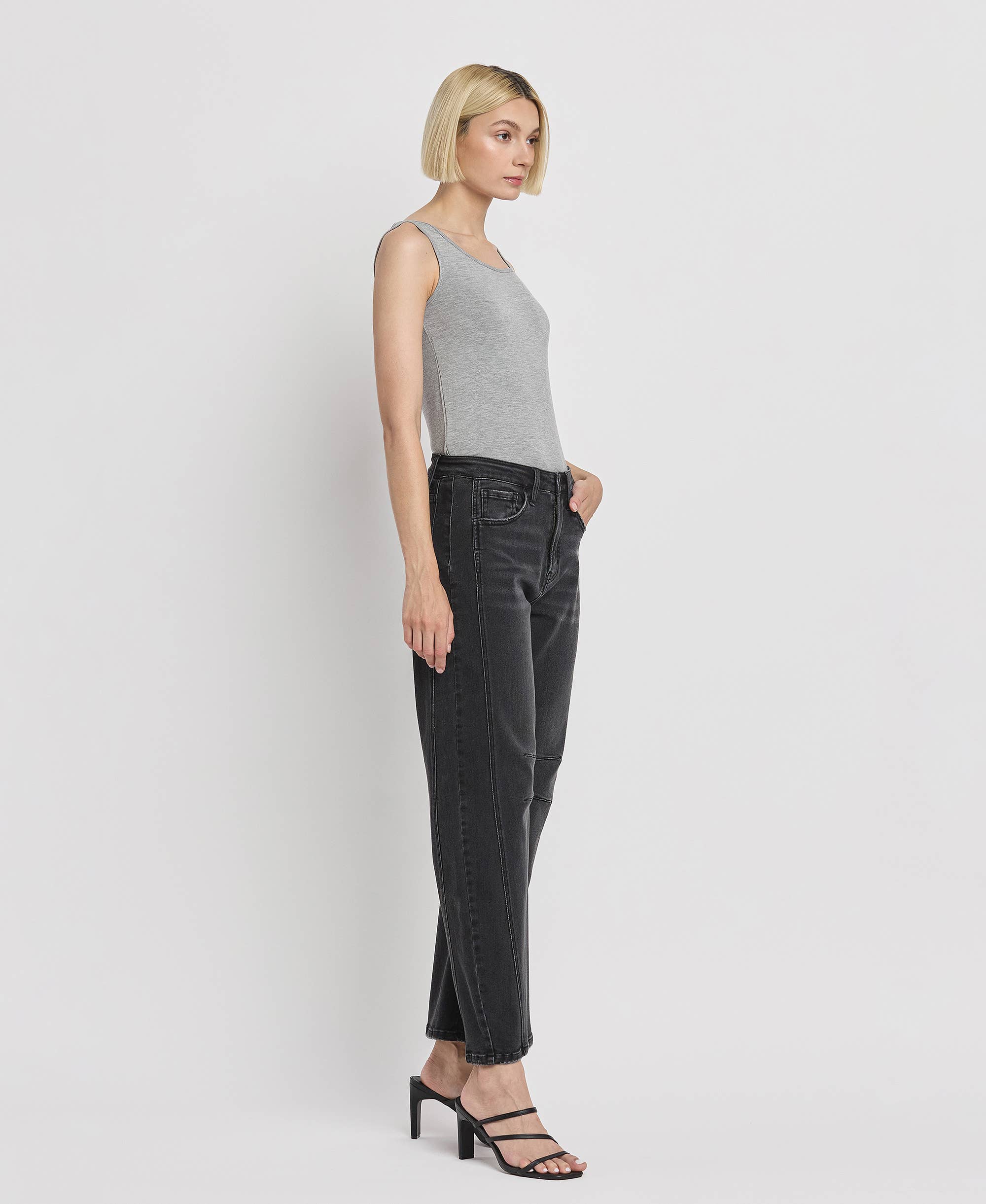 Ankle Barrel Leg Jean
