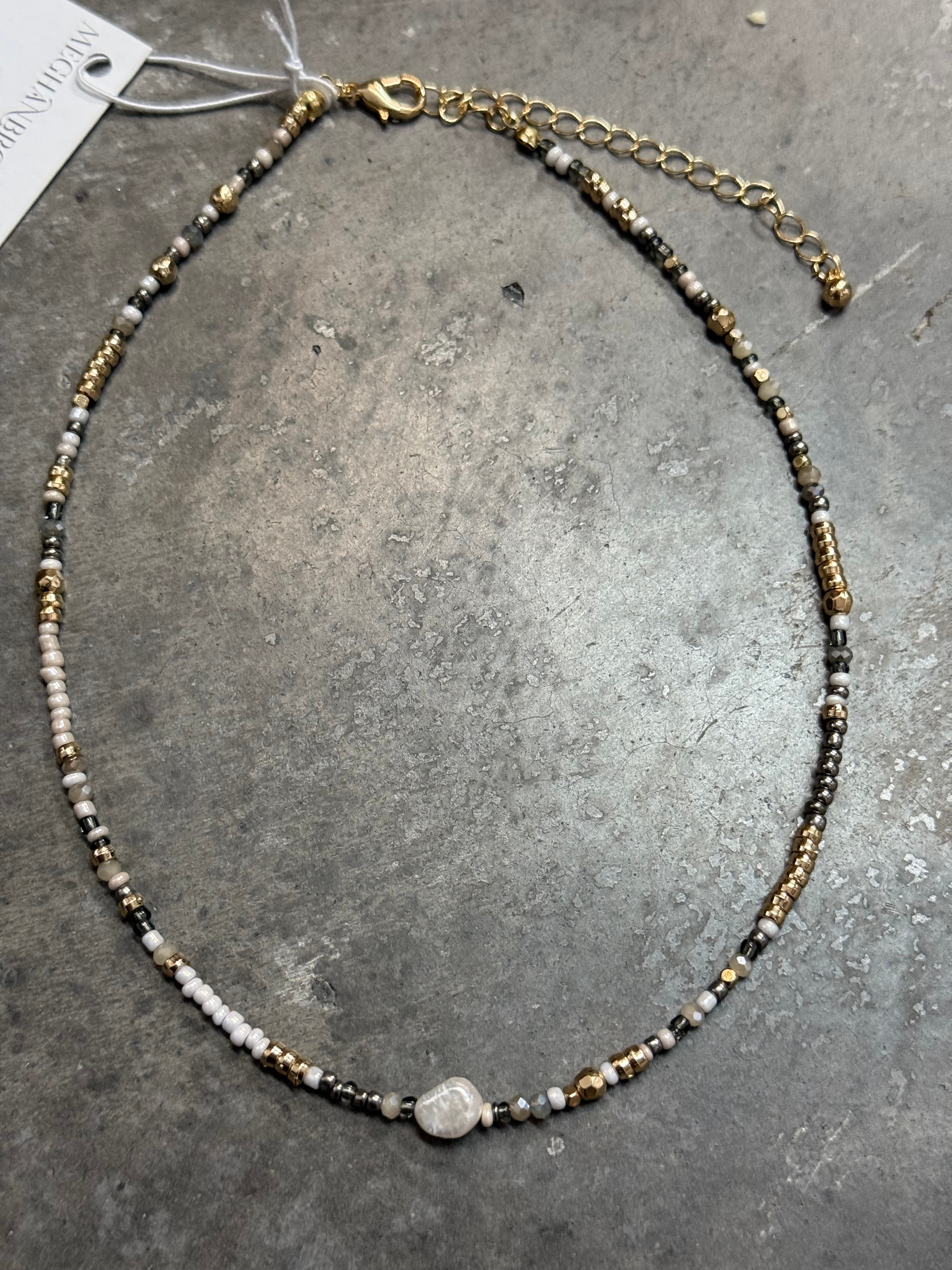 Dandy Gray Pearl Chocker Necklace