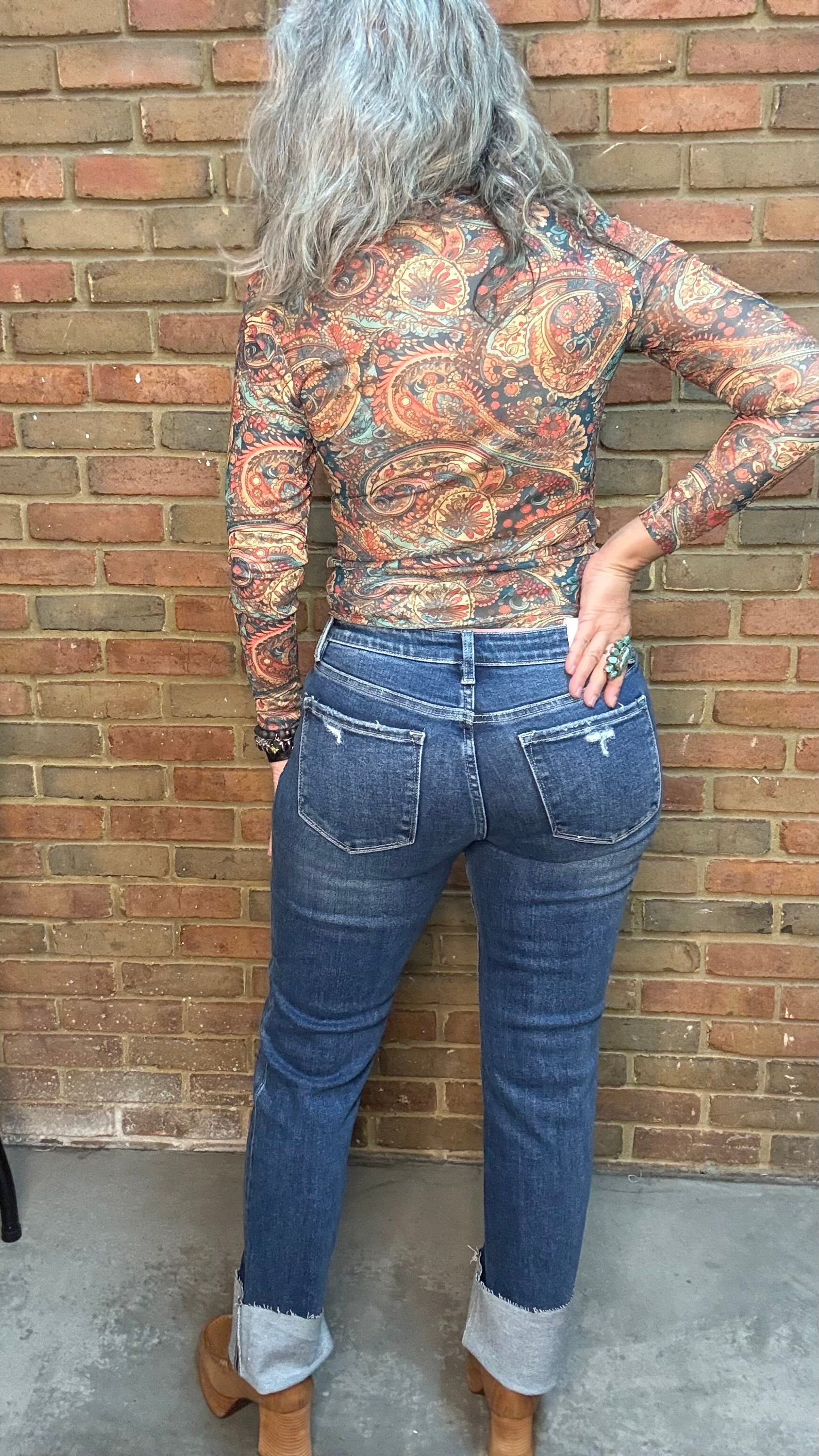 Mid Rise Cuffed Slim Straight Jeans