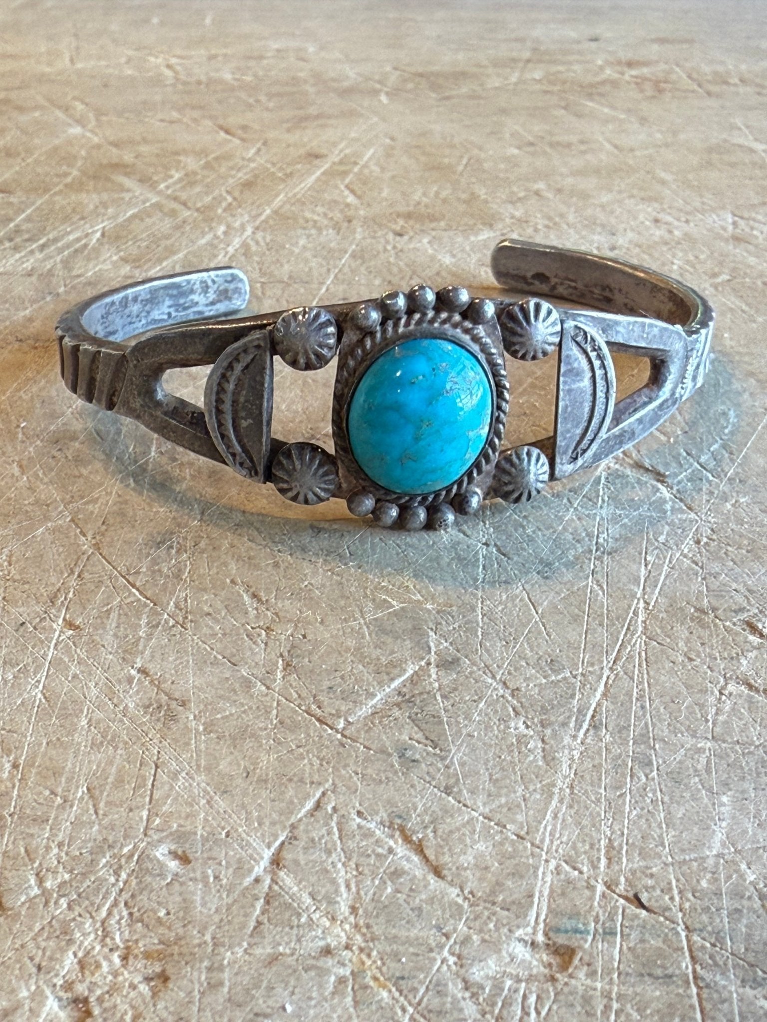 Vintage Turquoise Cuff - Vintage Vault Boutique
