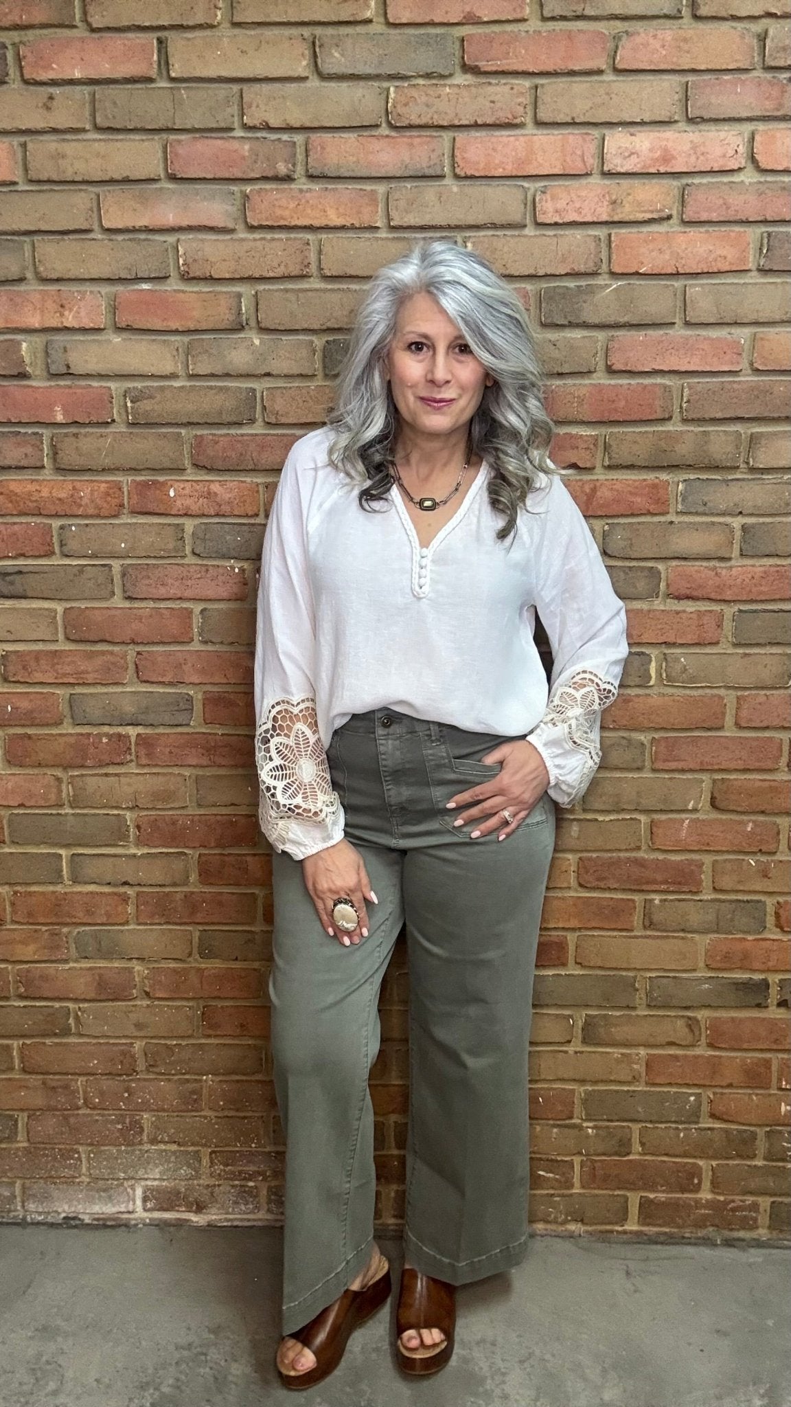Linen Blend V - Neck Long Sleeve - Vintage Vault Boutique