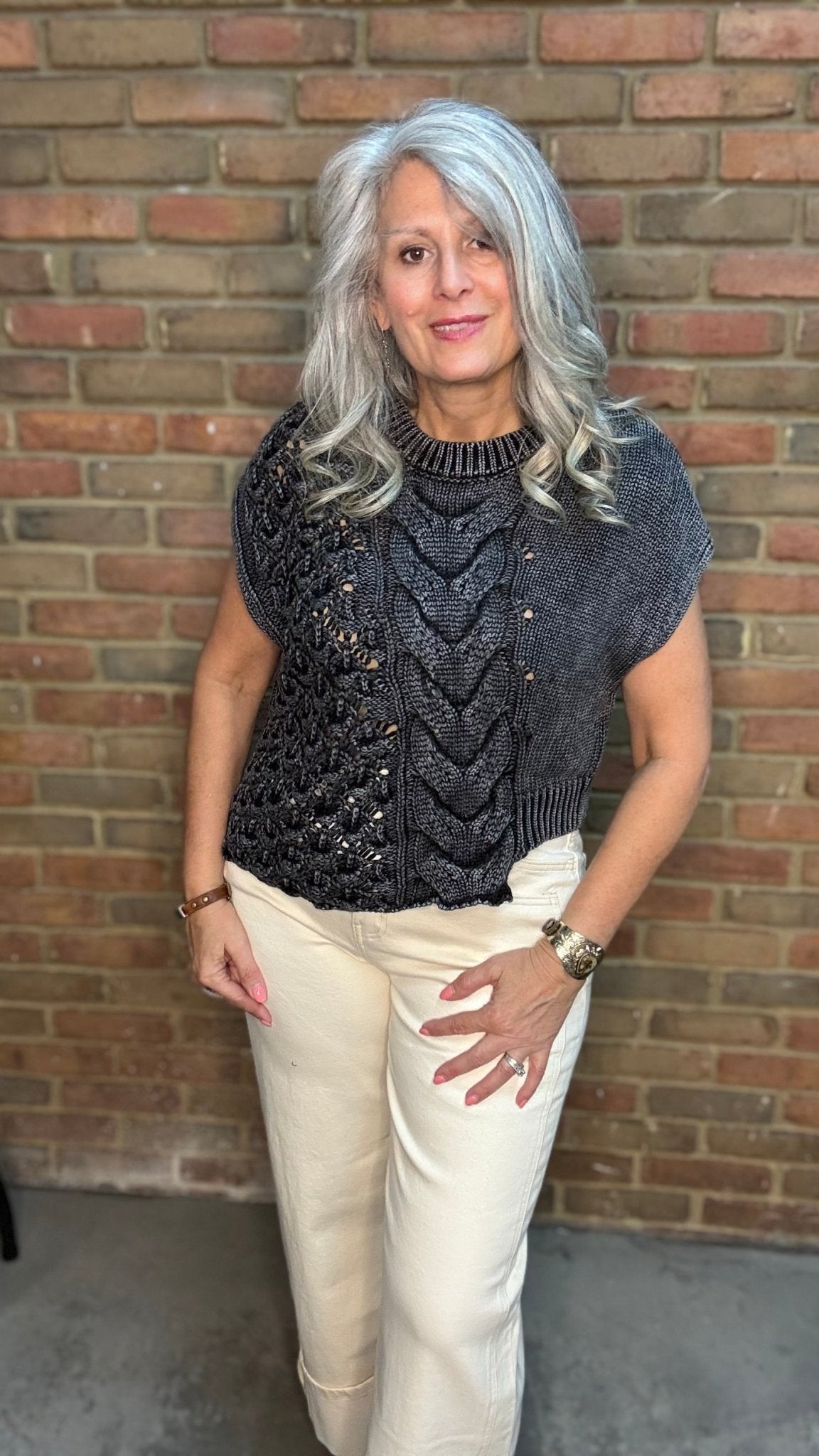 Sleeveless Sweater Vest BLACK - Vintage Vault Boutique