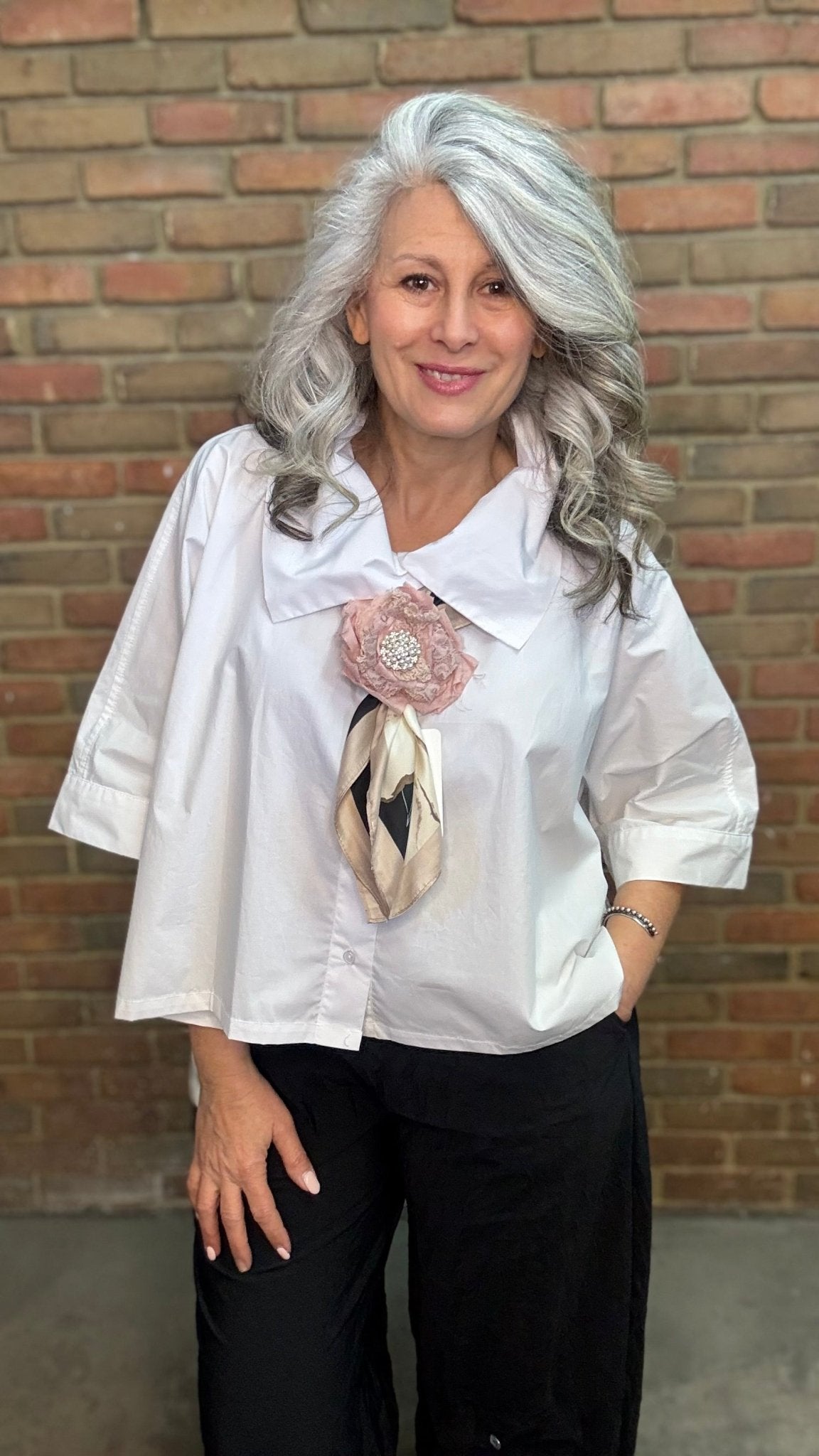 White Boxy Hi - Lo Button Up Shirt - Vintage Vault Boutique