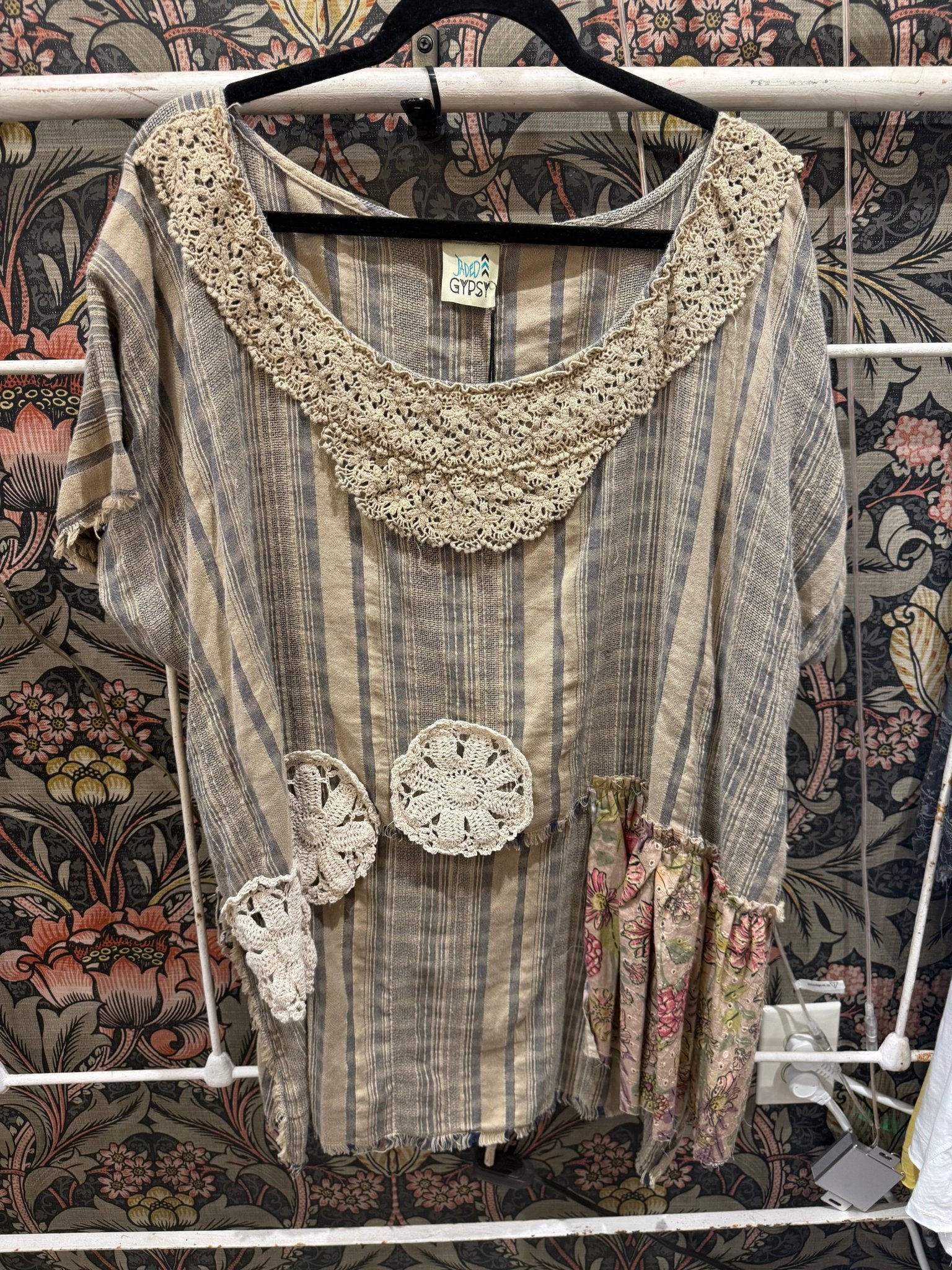 Soft Lattice High-Lo Top - Vintage Vault Boutique
