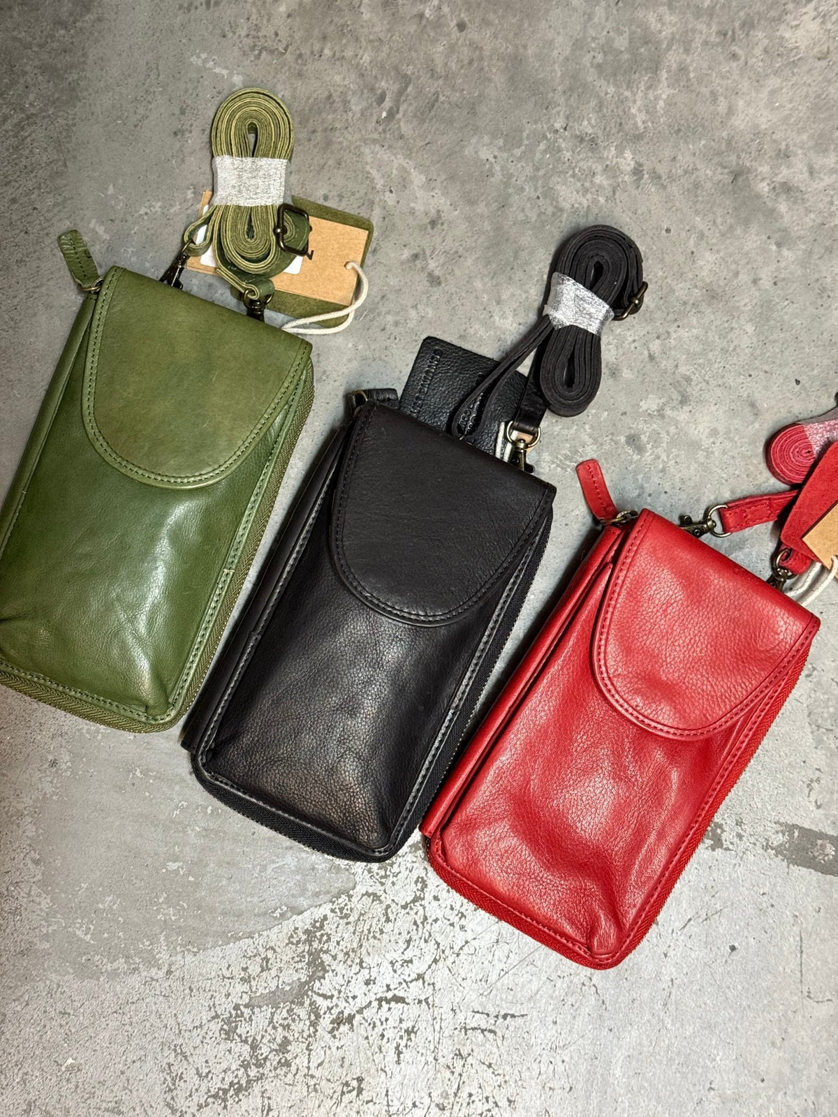 Wallet and Phone Crossbody Bag - Vintage Vault Boutique