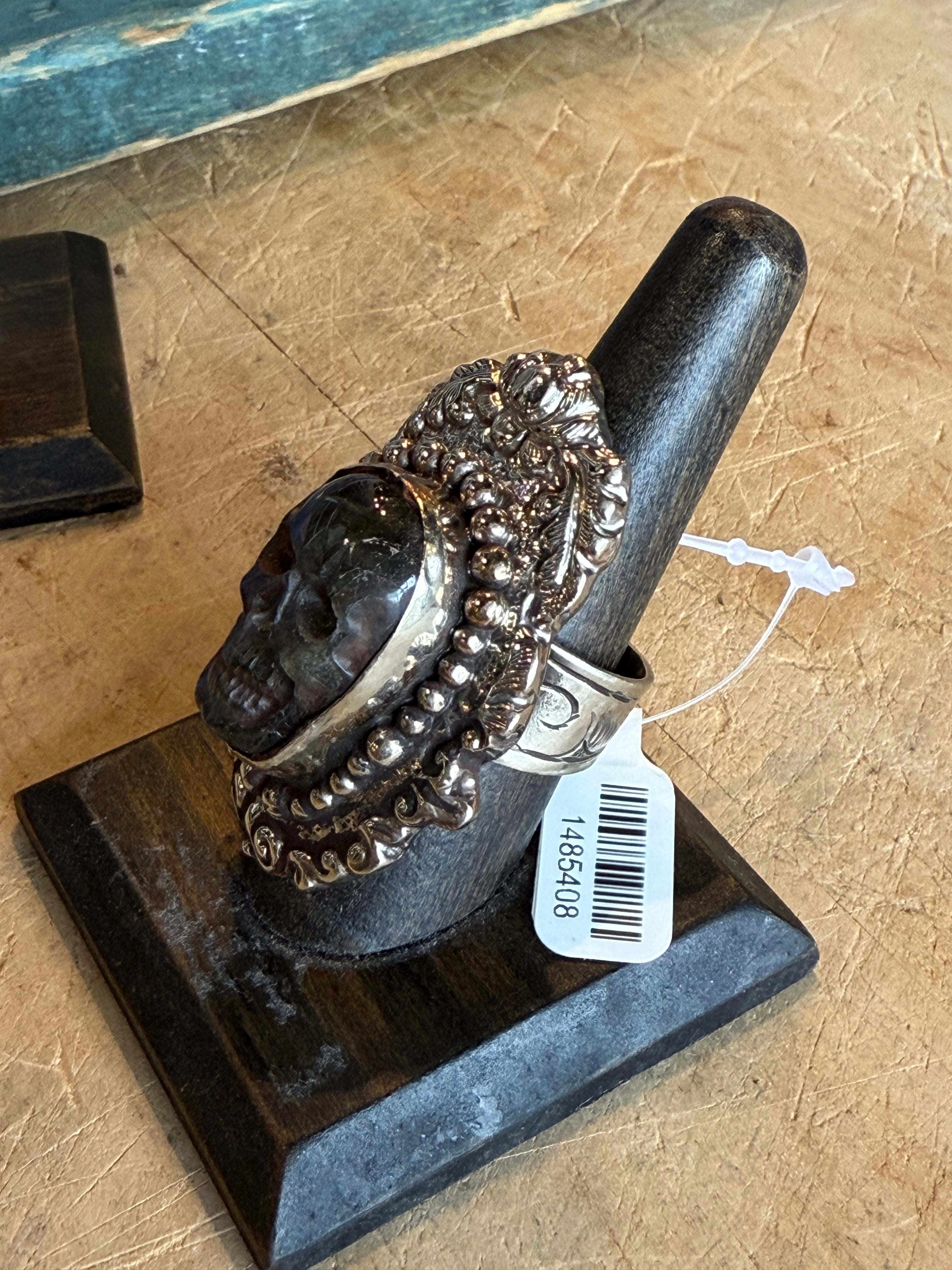Small Labradorite Skull Ring