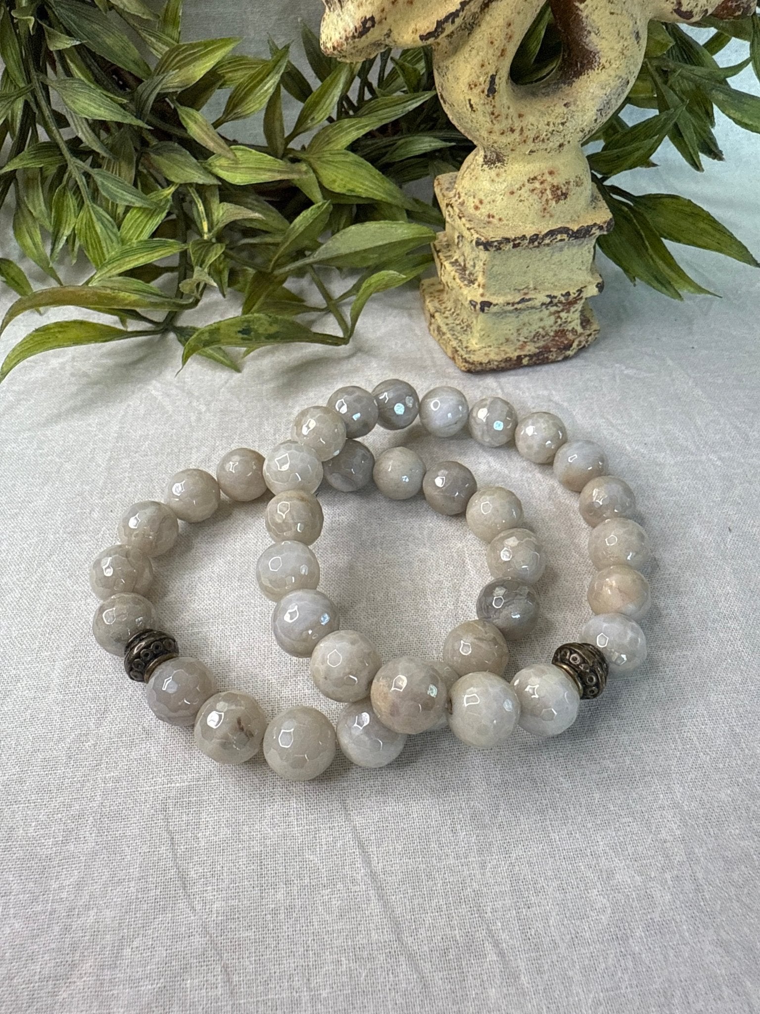Brass Bead Stretch Bracelet - Vintage Vault Boutique