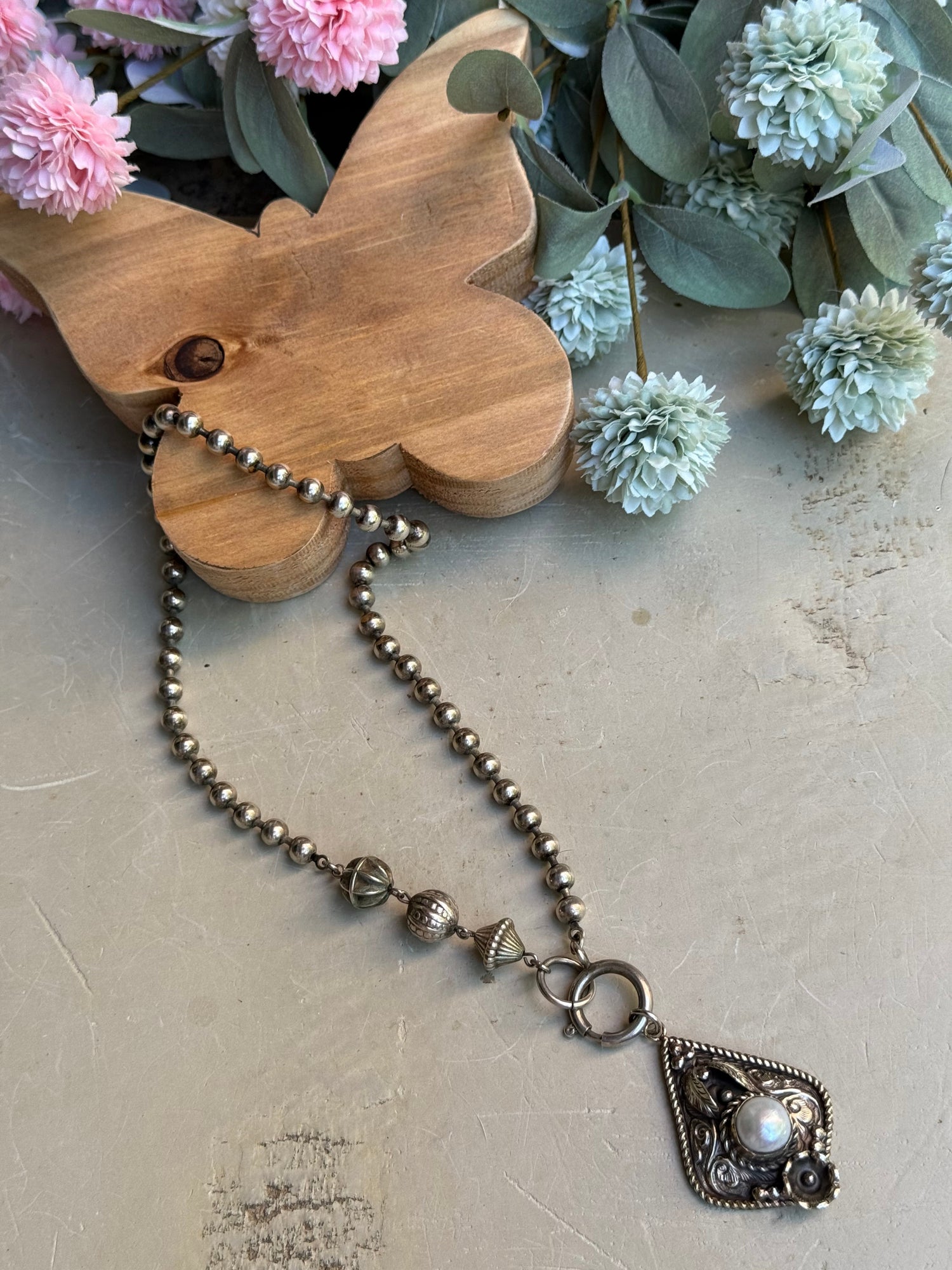 EKD Vintage Chain with Pearl Pendant Necklace