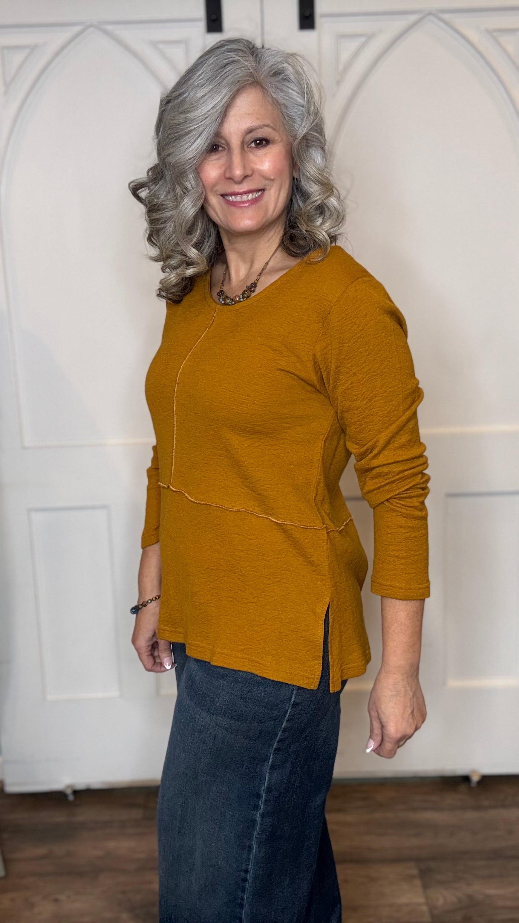 Wanda Round Neck Top Gold