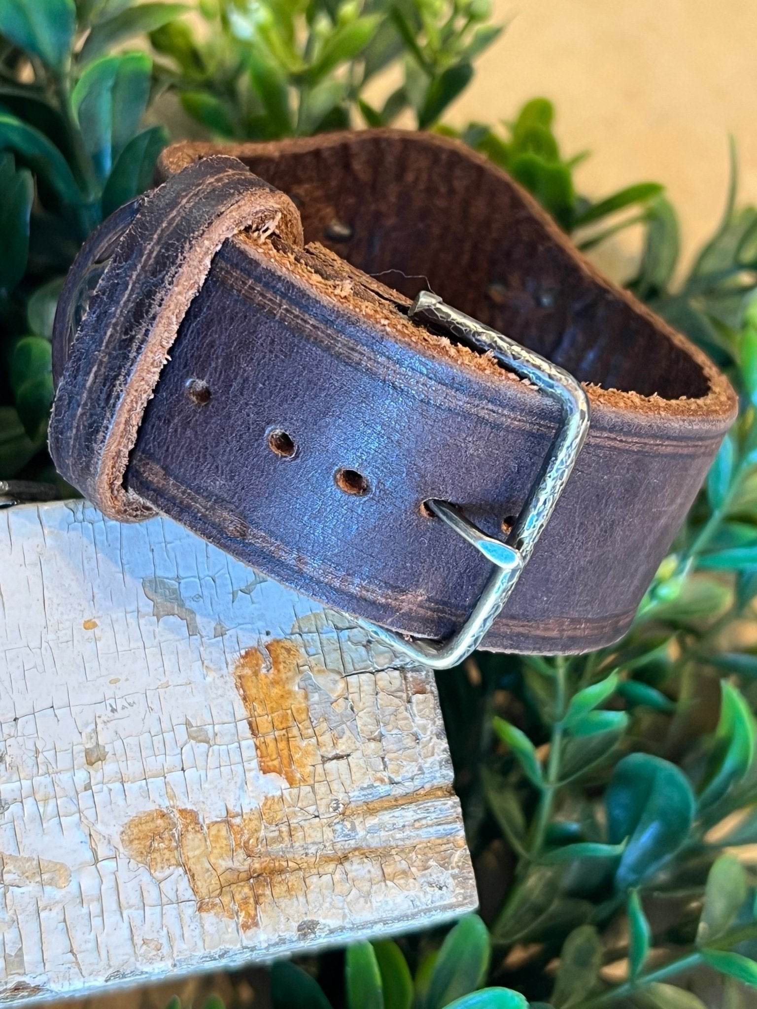 Celtic Cross Brn Leather Bracelet - Vintage Vault Boutique