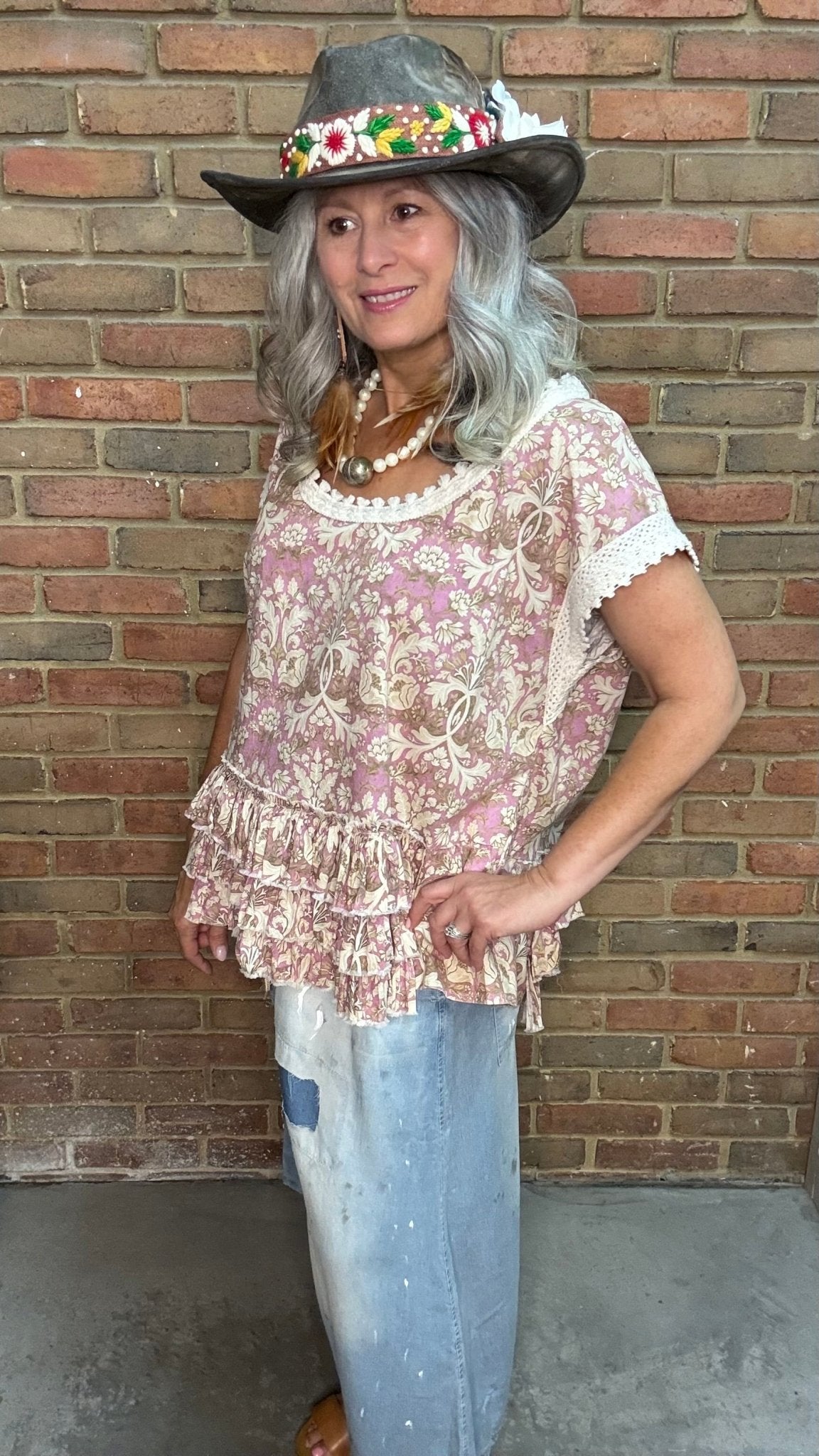 Floral Ruffle Hem Blouse - Vintage Vault Boutique