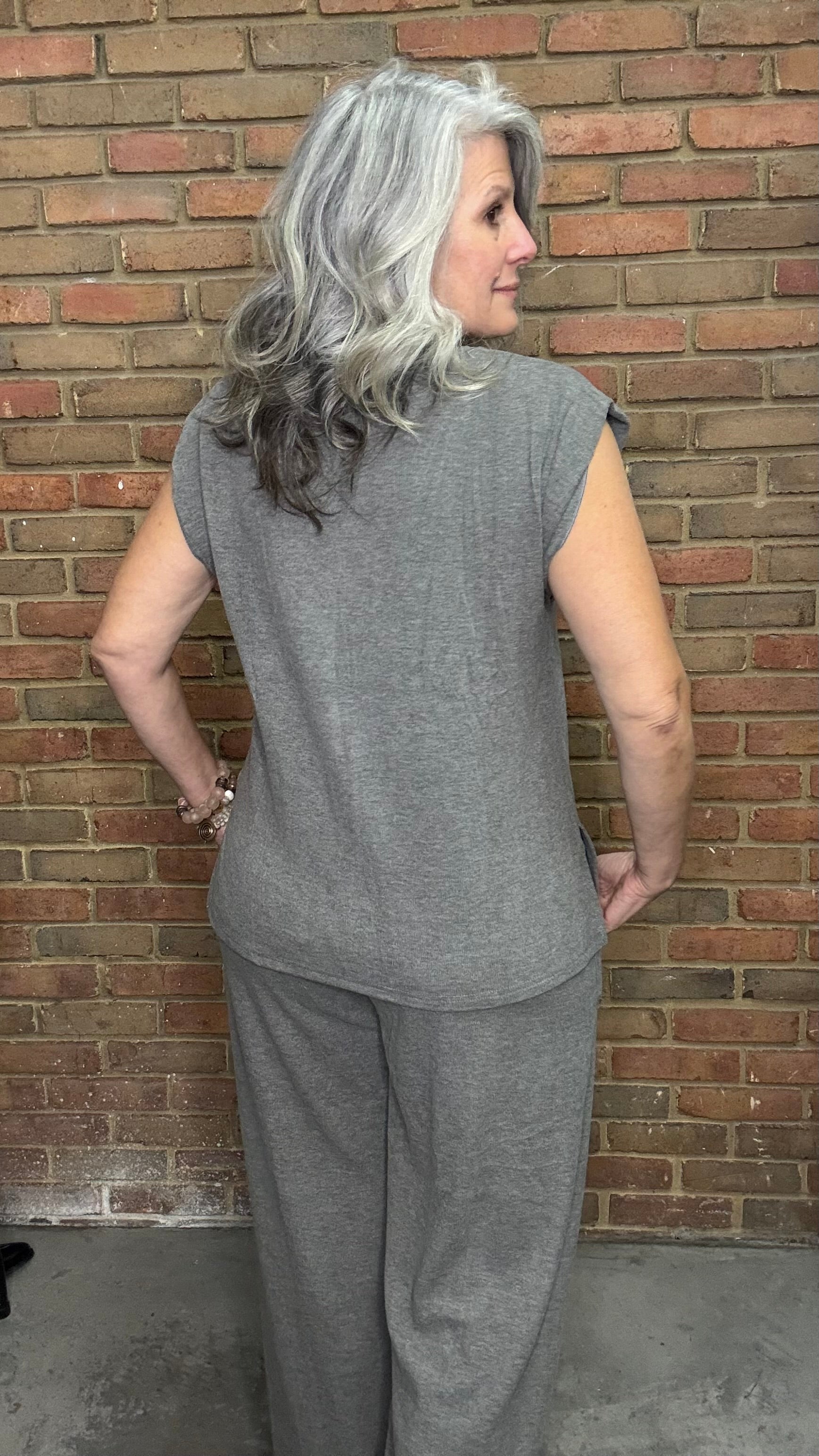 Grey Solid Detail Sleeveless Top