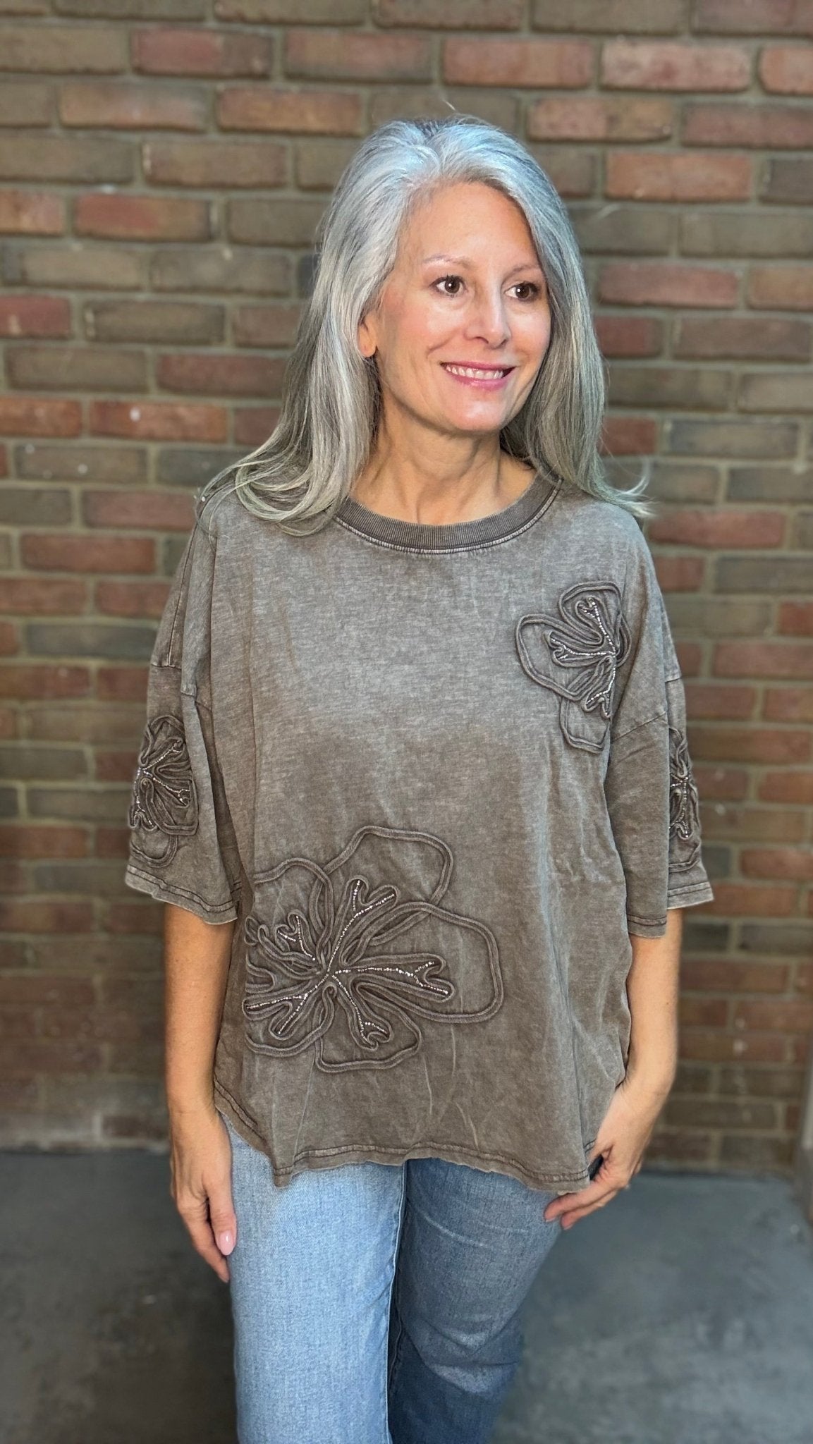 Embroidery Detail Knit Top - Vintage Vault Boutique