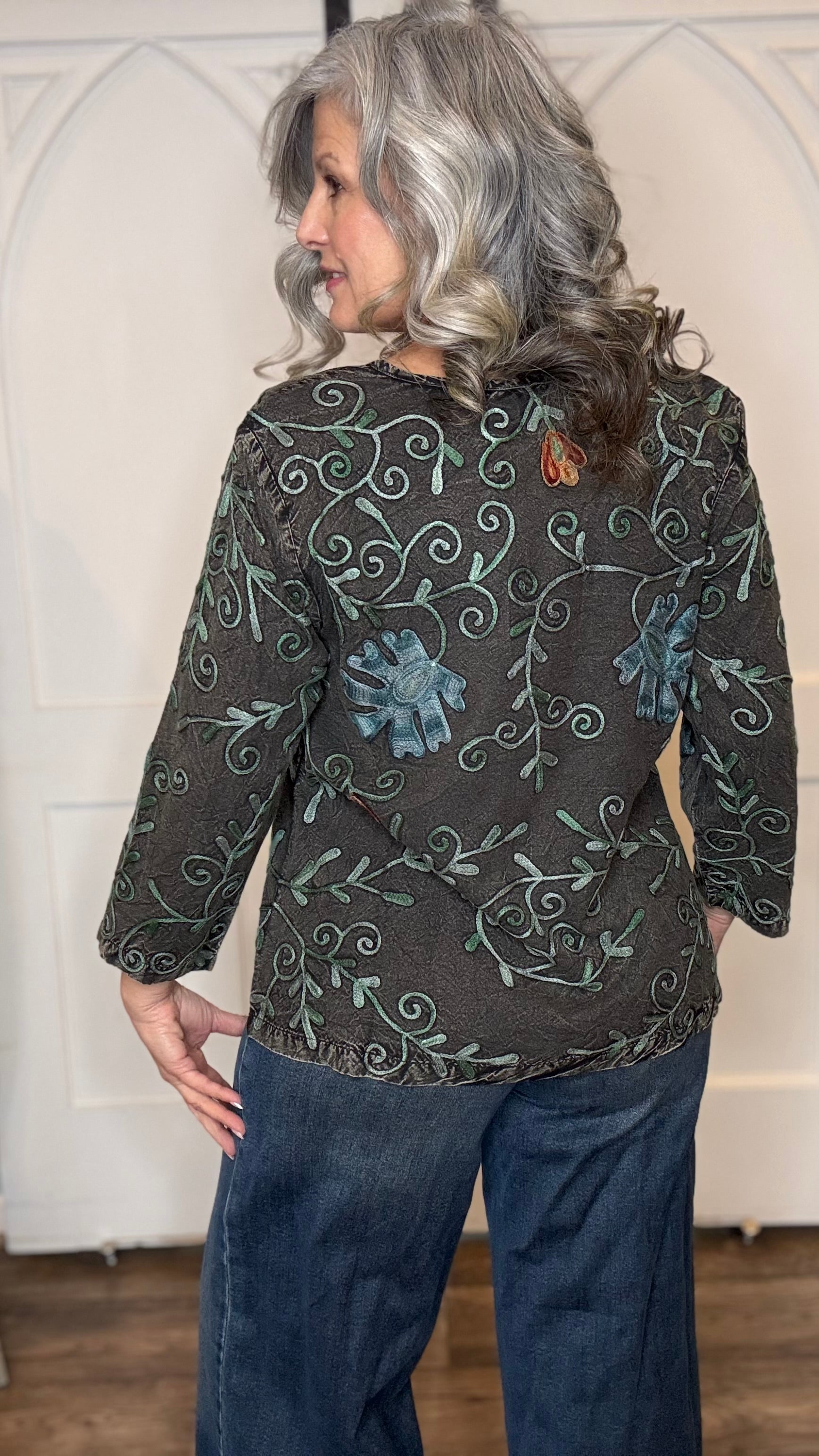 Nancy Embroidery Cardigan
