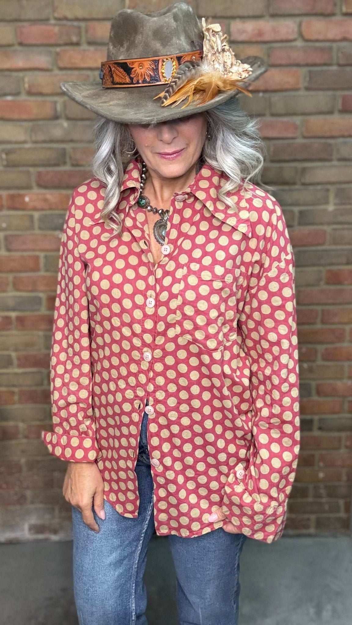 To The Point Shirt - Lovely Dot - Vintage Vault Boutique