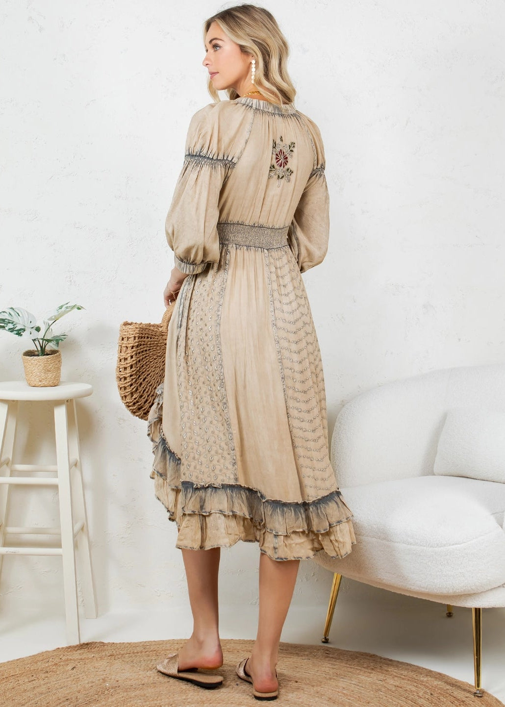 Sheared and Elasticated V-Neck Dress