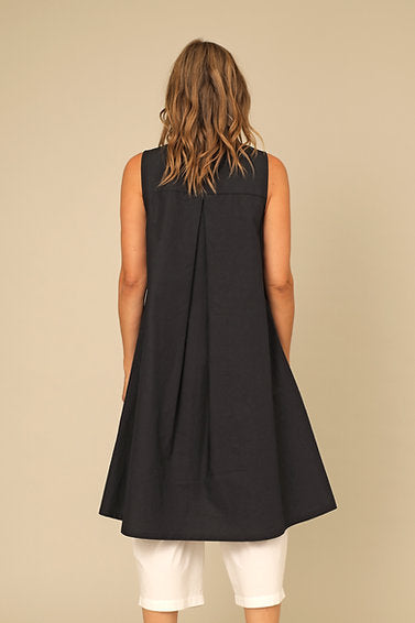 Lark Vest Black