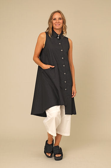 Lark Vest Black