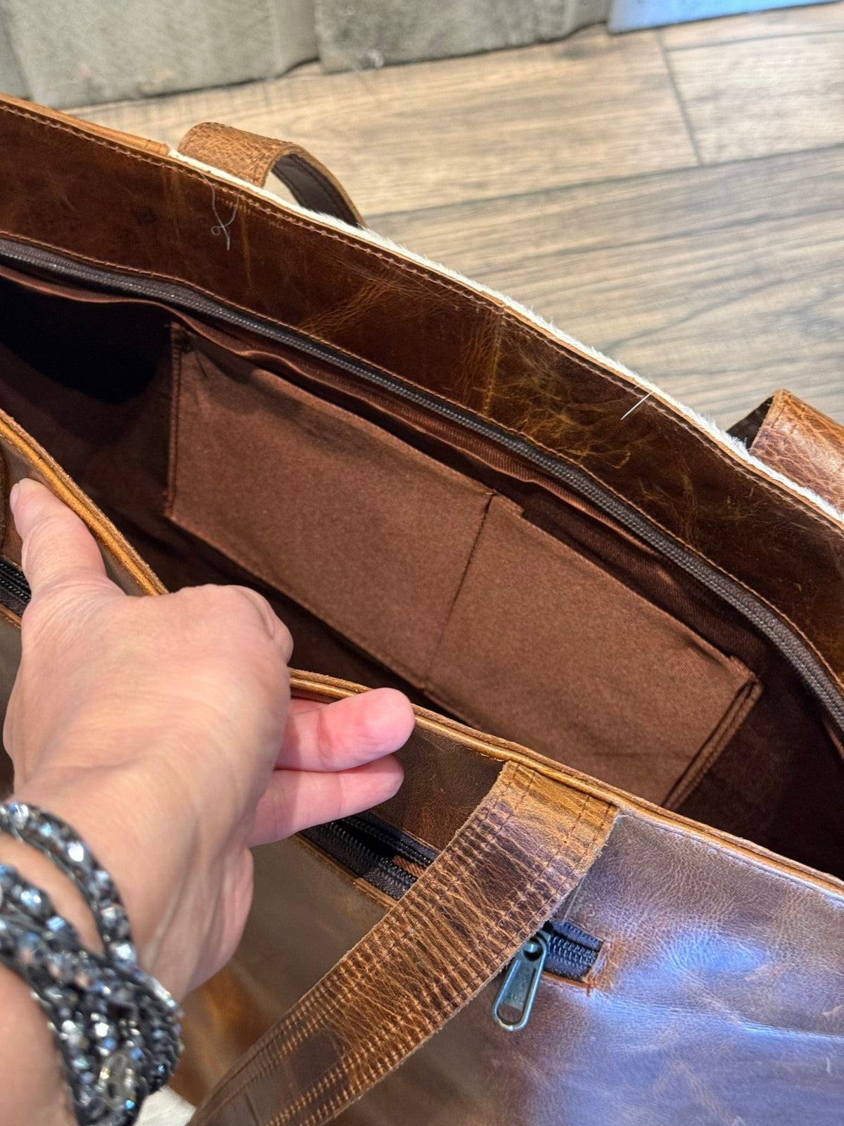Large Cowhide Tote - Vintage Vault Boutique