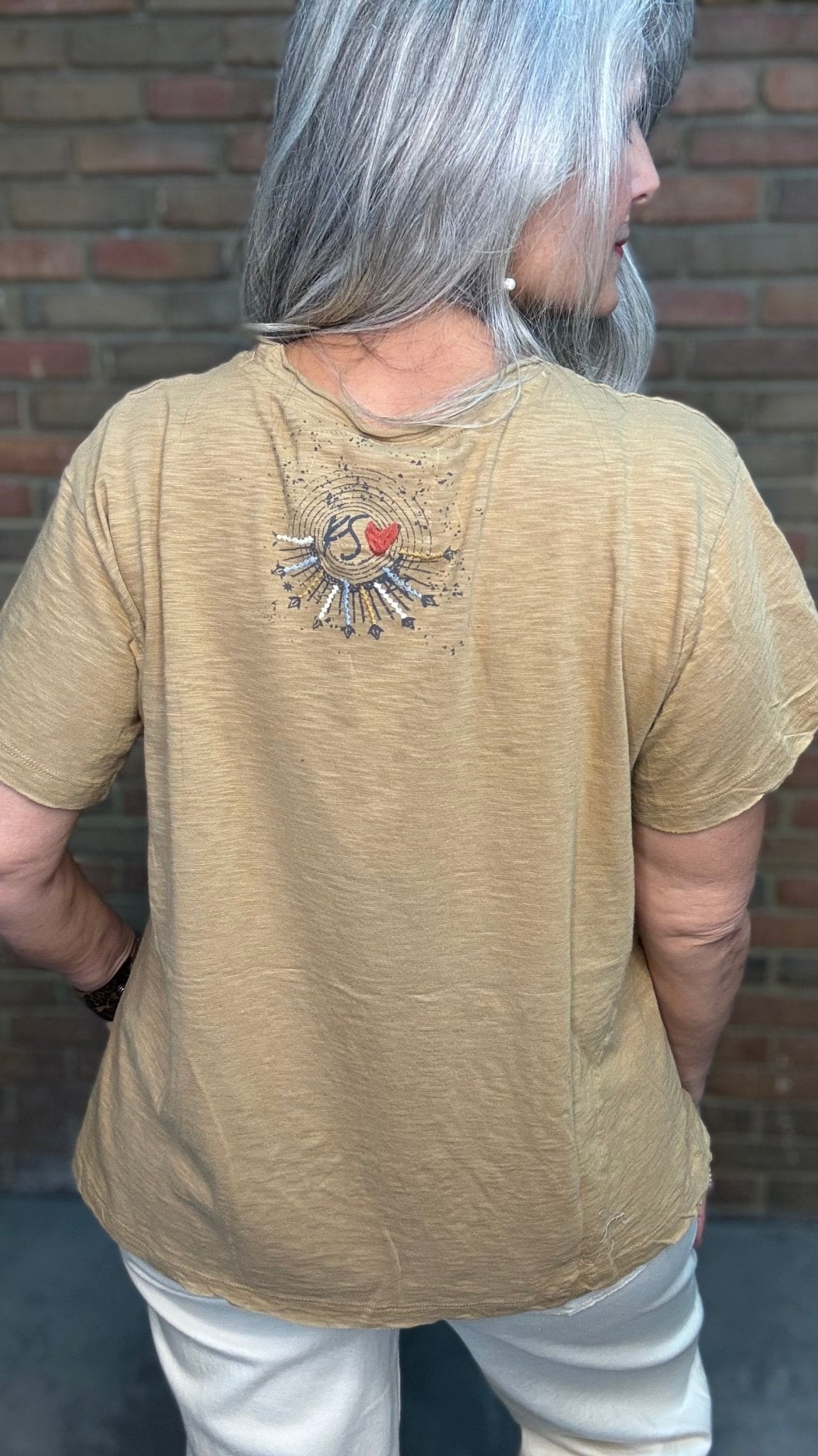 Bindi - Celestrial Embroidery T-Shirt - Vintage Vault Boutique