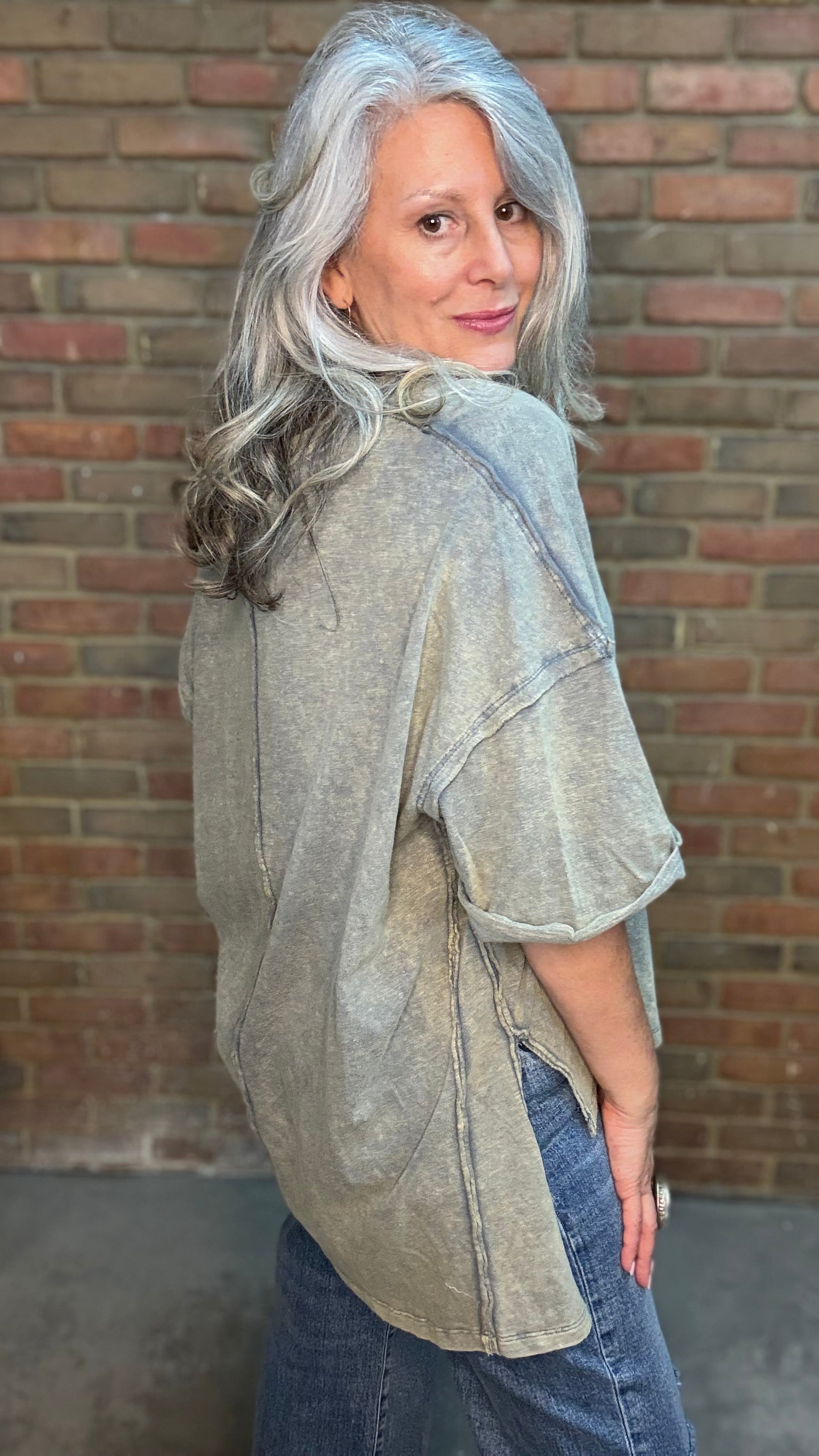 Faded Navy V-Neck Short Sleeve Top