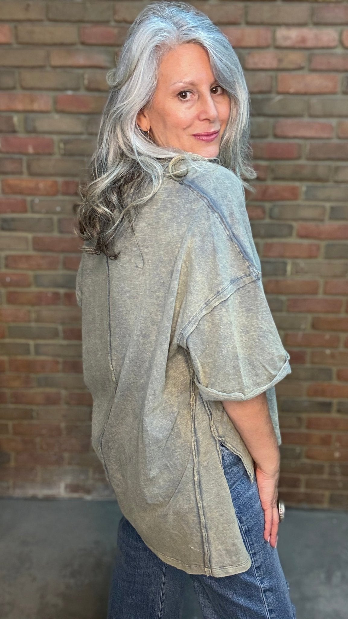 Faded Navy V-Neck Short Sleeve Top - Vintage Vault Boutique