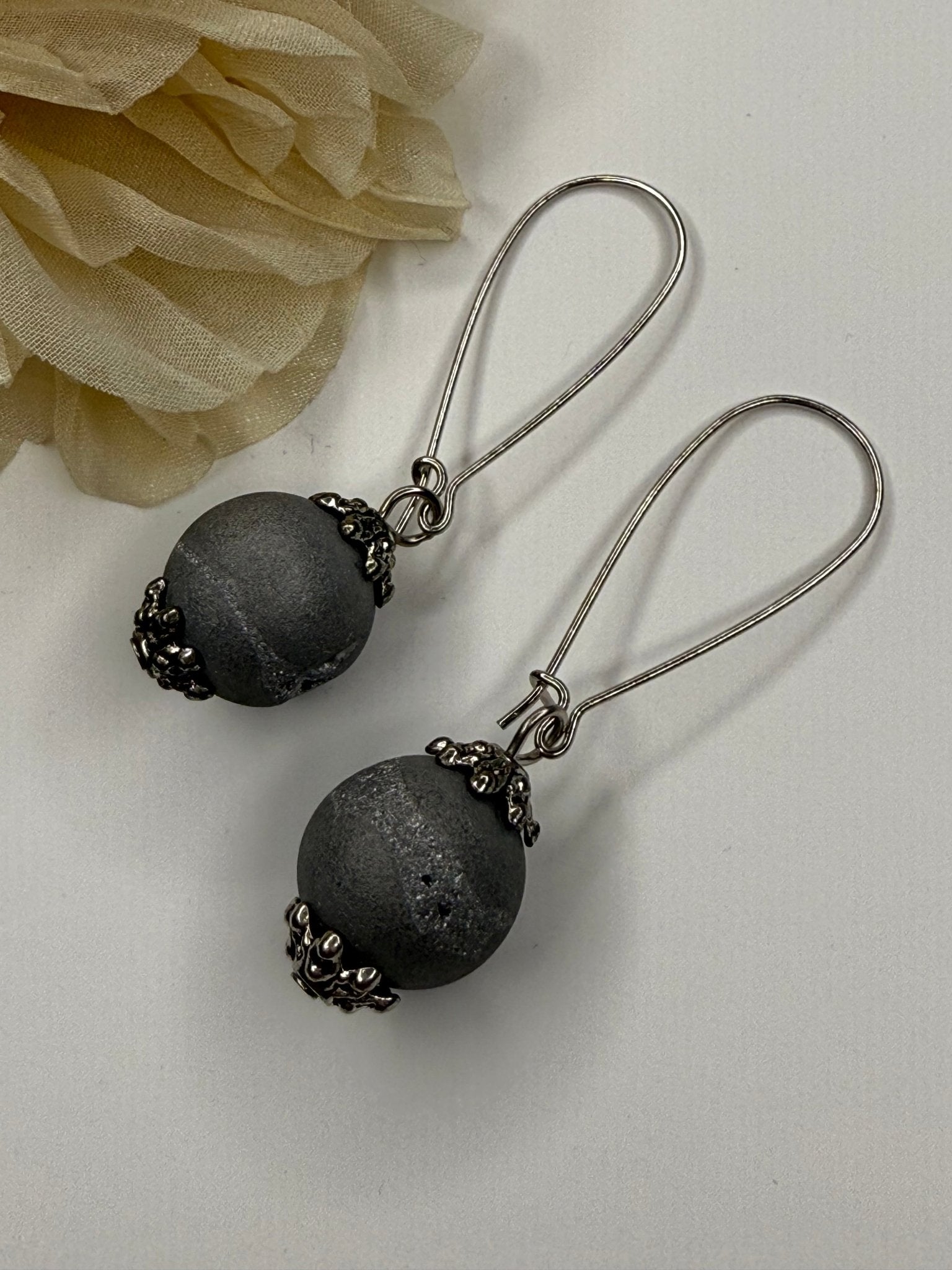Silver Druzy Agate Drop Earring - Vintage Vault Boutique