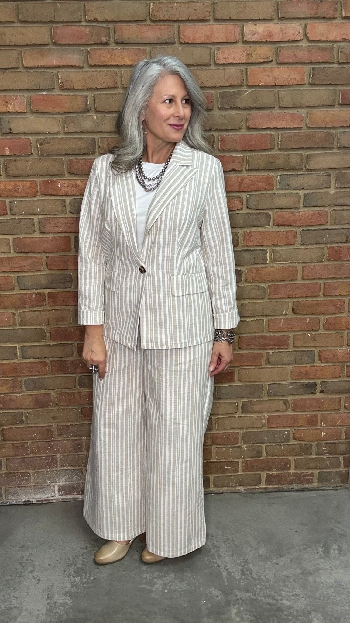Linen Striped Blazer - Vintage Vault Boutique