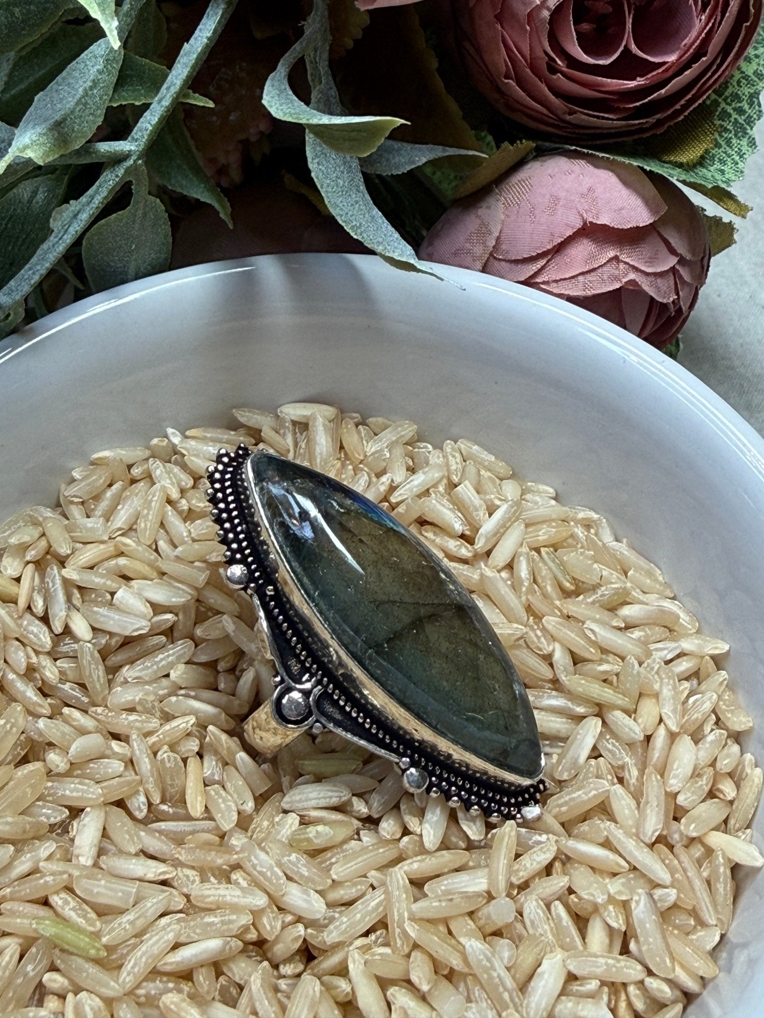 Skinny Marquise Cut Labradorite Ring - Vintage Vault Boutique