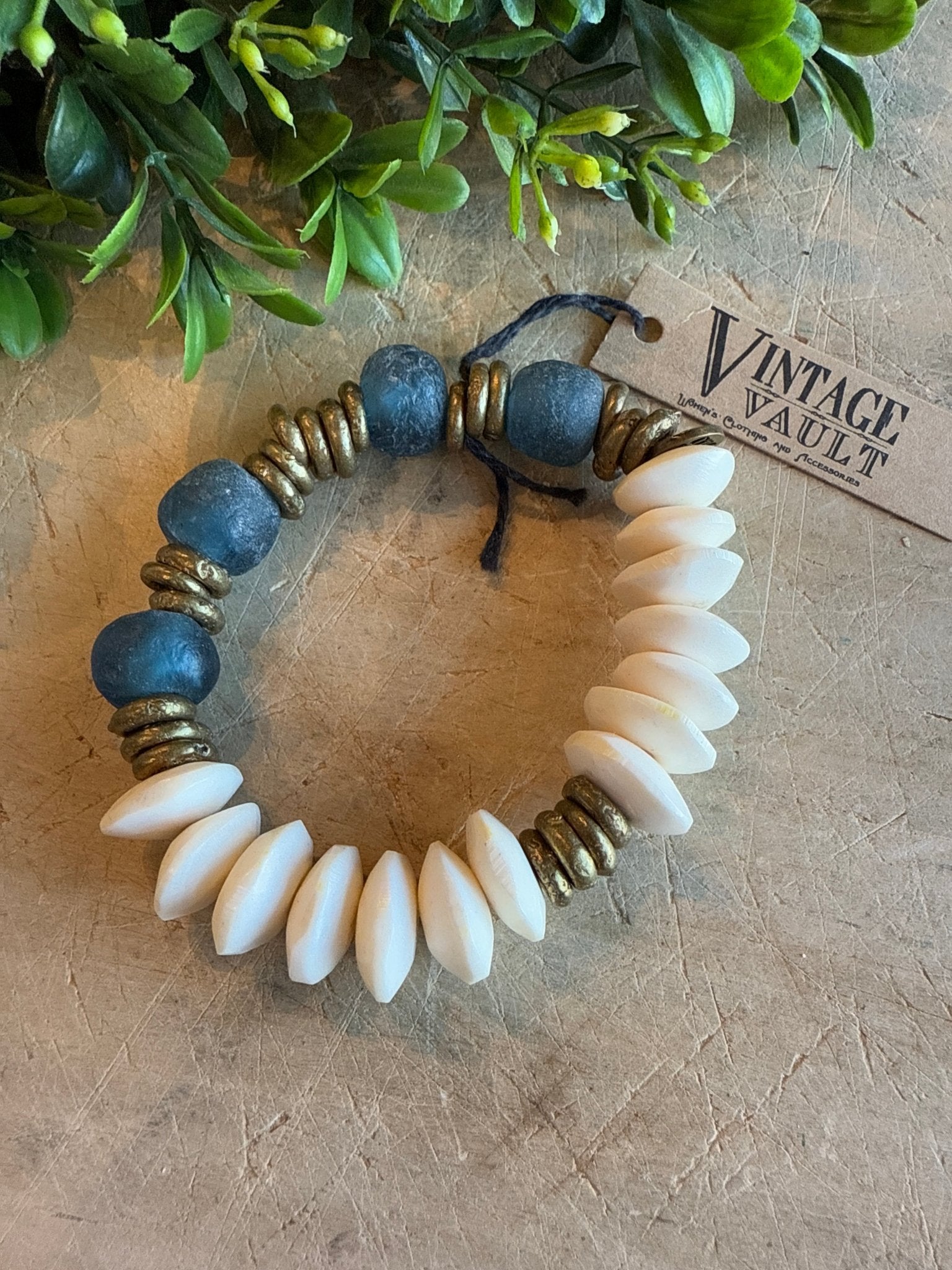 Stretch Bracelet - Vintage Vault Boutique