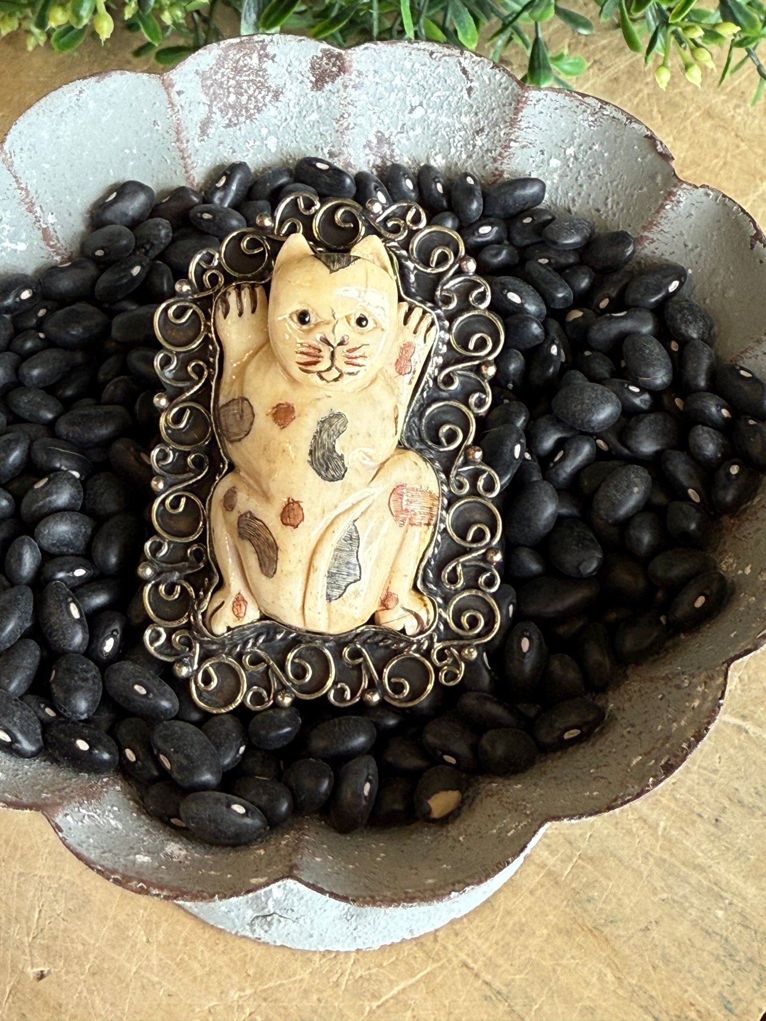 Spotted Cat Ring - Vintage Vault Boutique