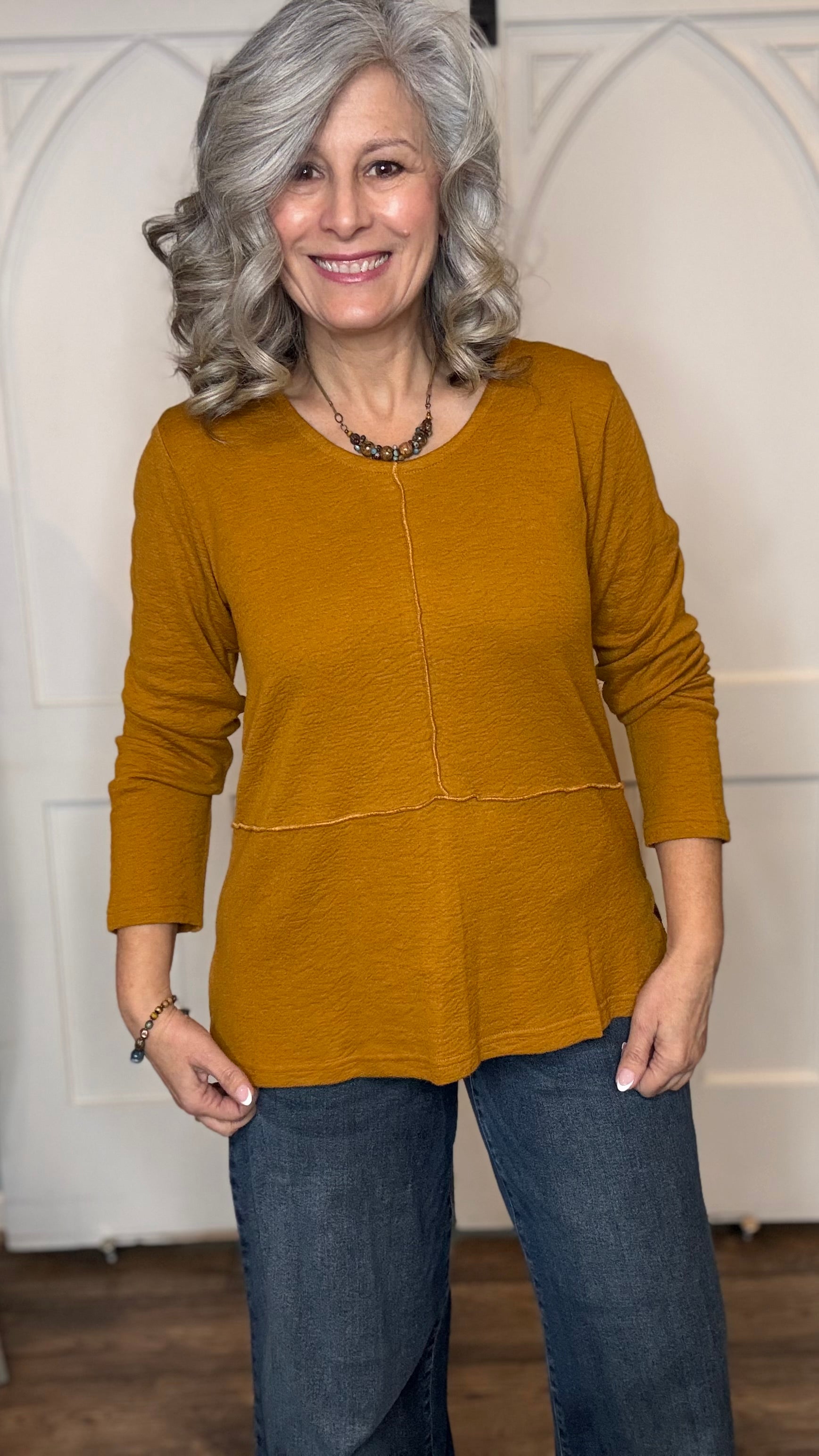 Wanda Round Neck Top Gold