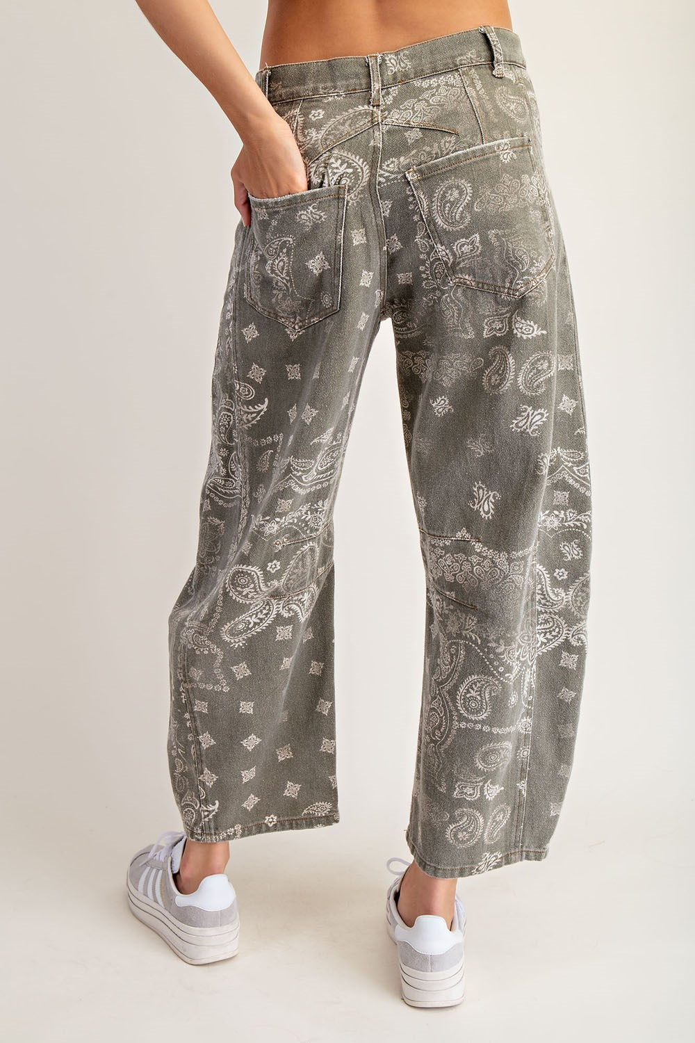 Paisley Print Barrel Jean