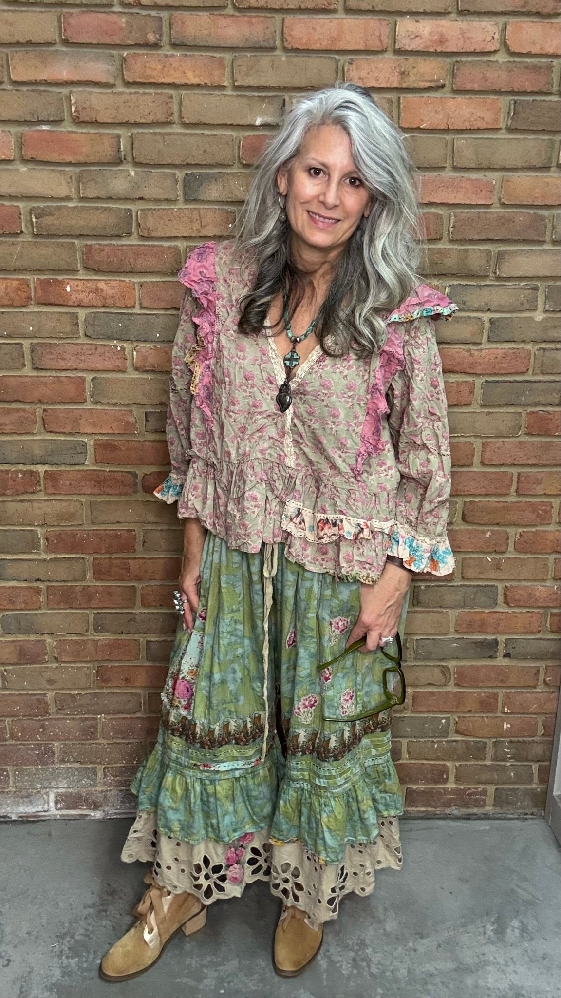 Dusty Bloom Top - Olive - Vintage Vault Boutique