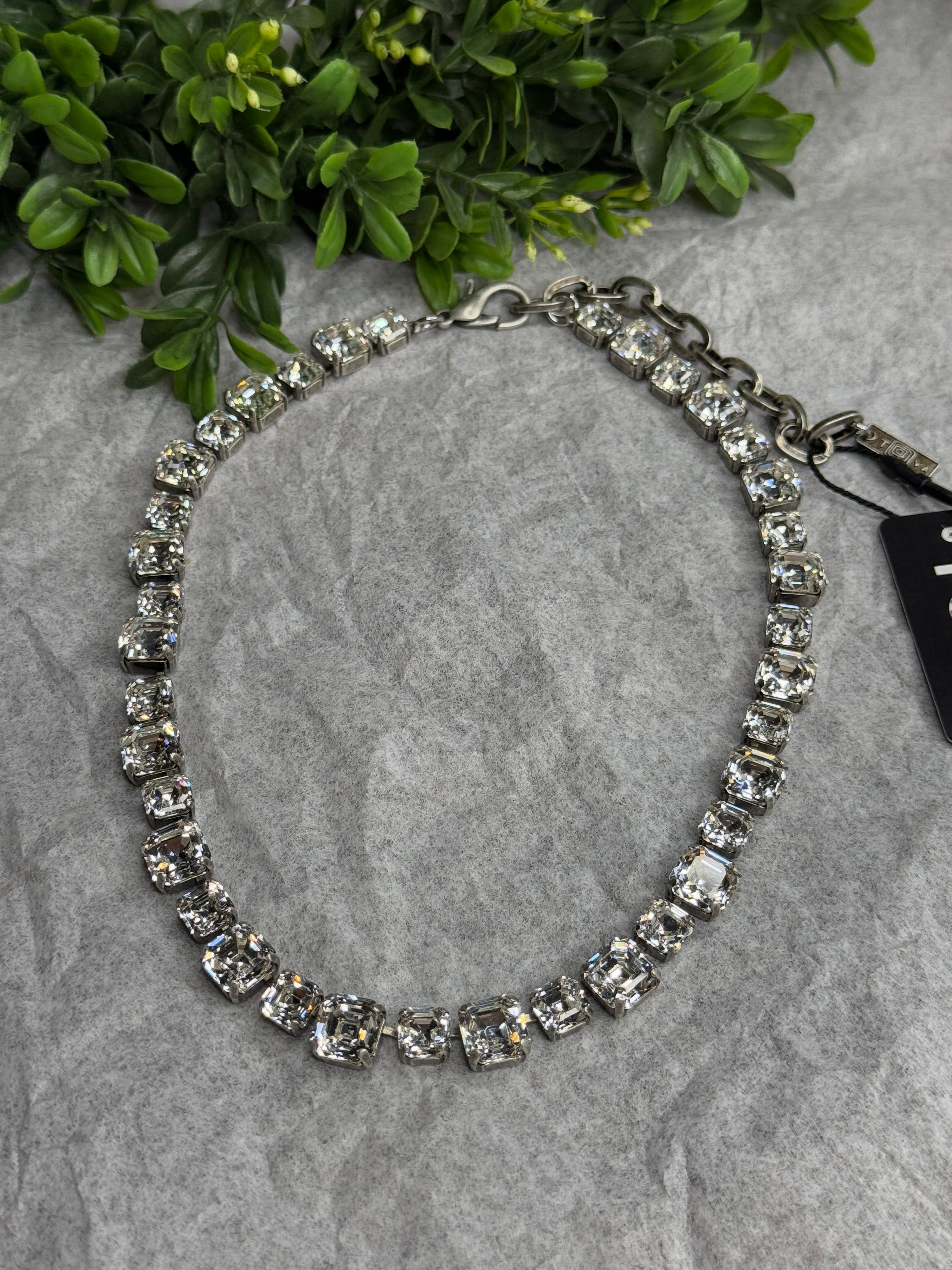 Jadia Necklace in Antique Silver