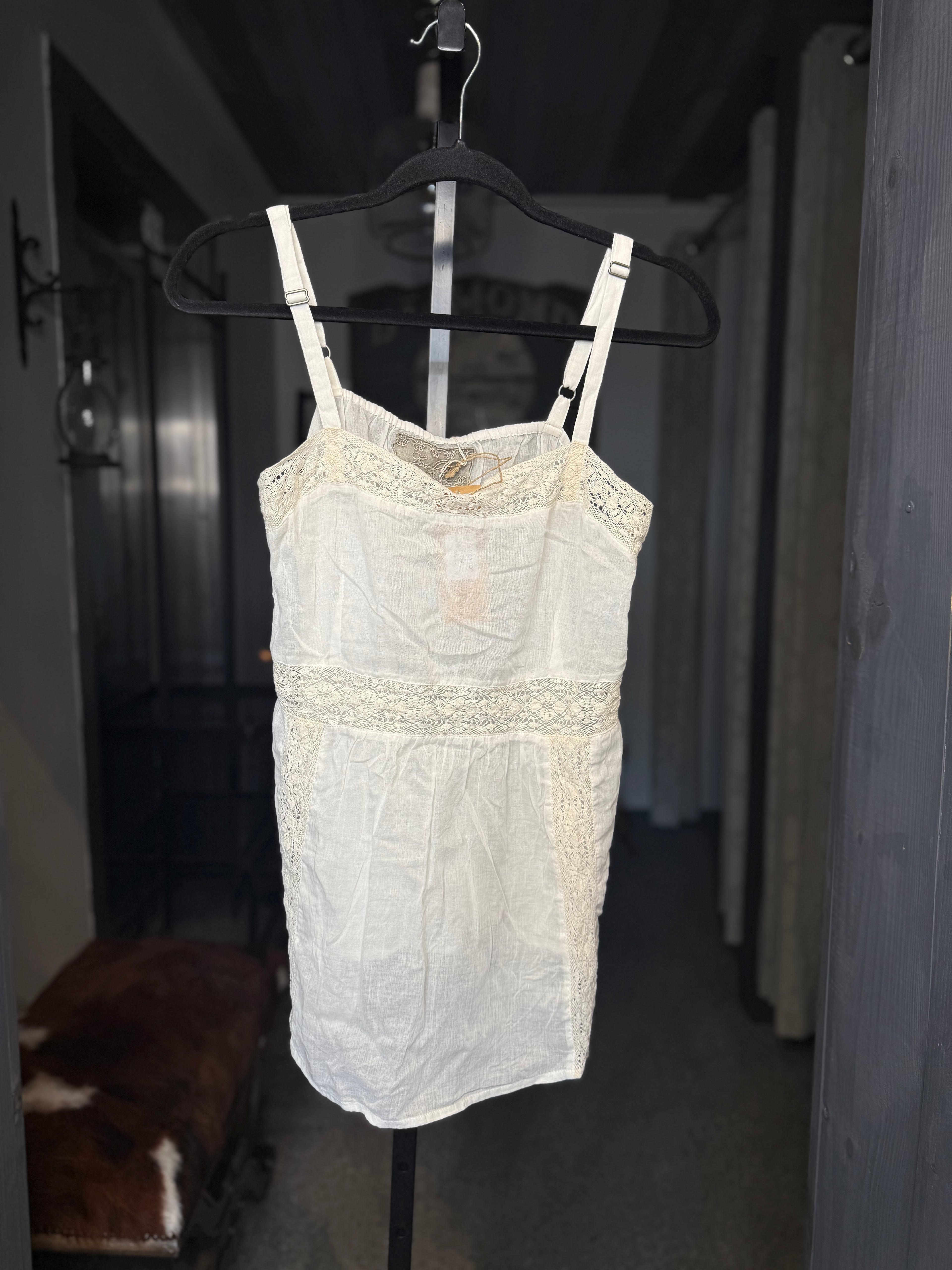 LAURA - ECRU CAMISOLE