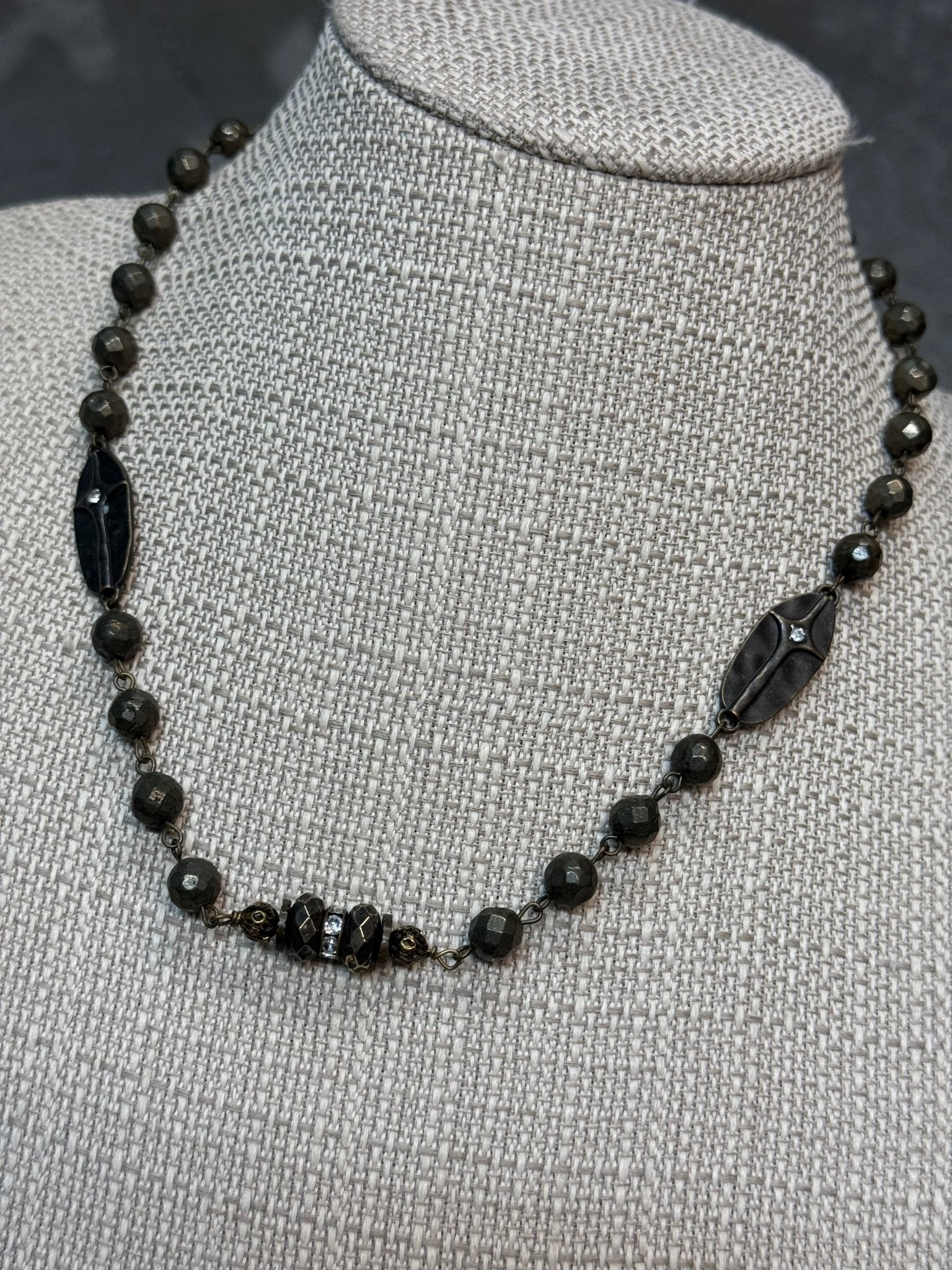 Pyrite Gemstone Necklace - Vintage Vault Boutique