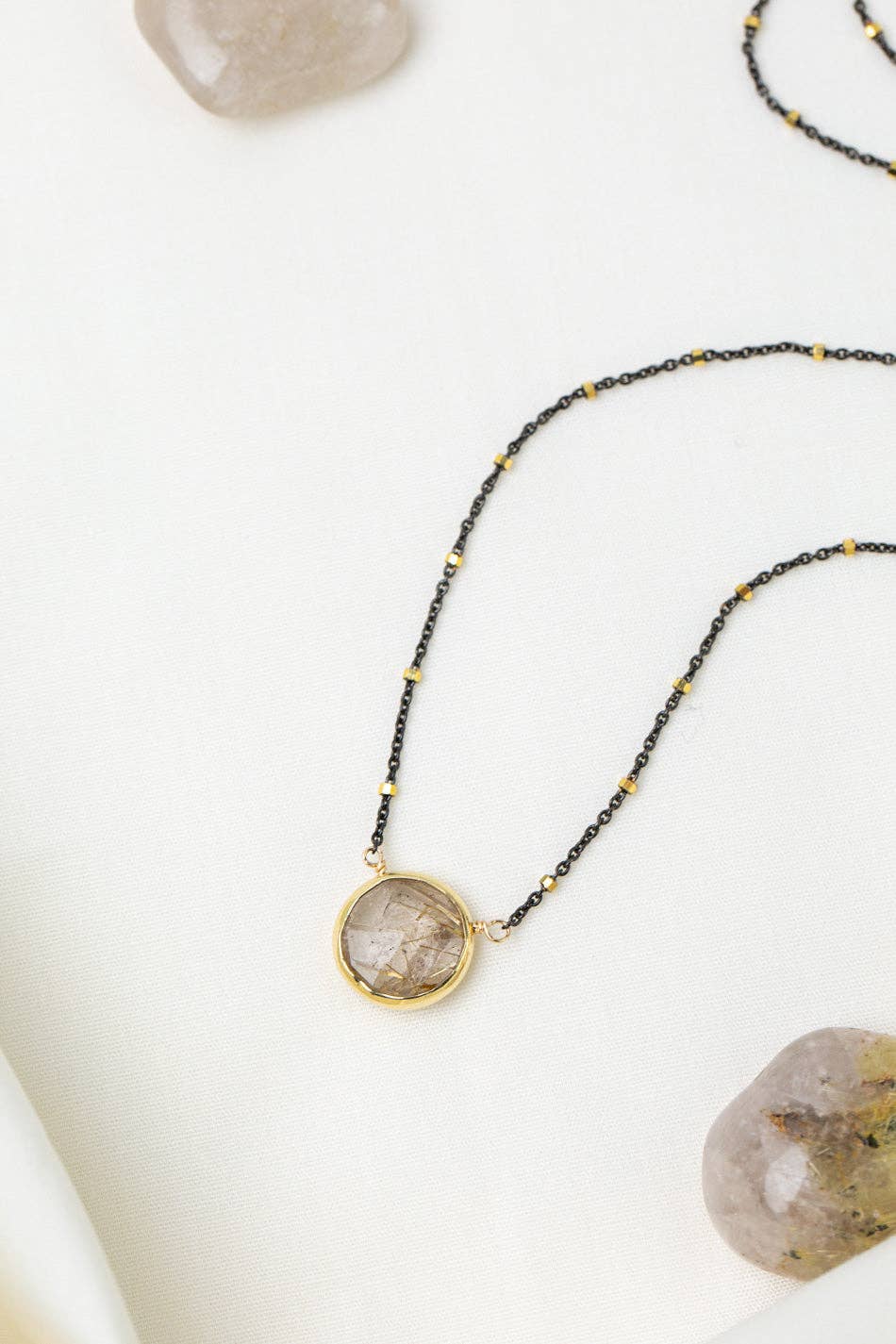 Alchemy 15.25-17.25" Faceted Gold Rutilated Quartz Coin Shaped Bezel Simple Necklace - Vintage Vault Boutique