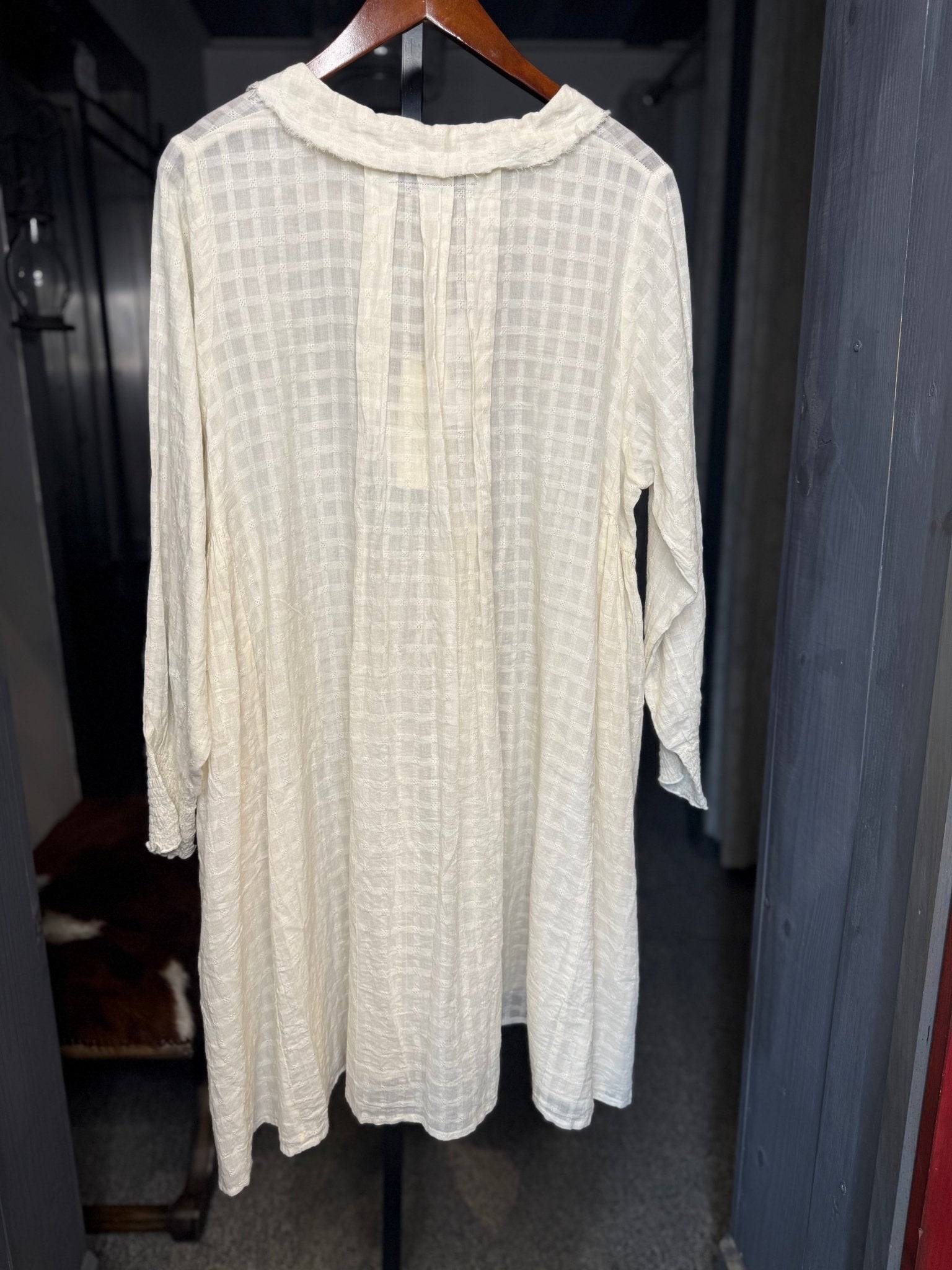 CAROLA - ECRU TUNIC - Vintage Vault Boutique