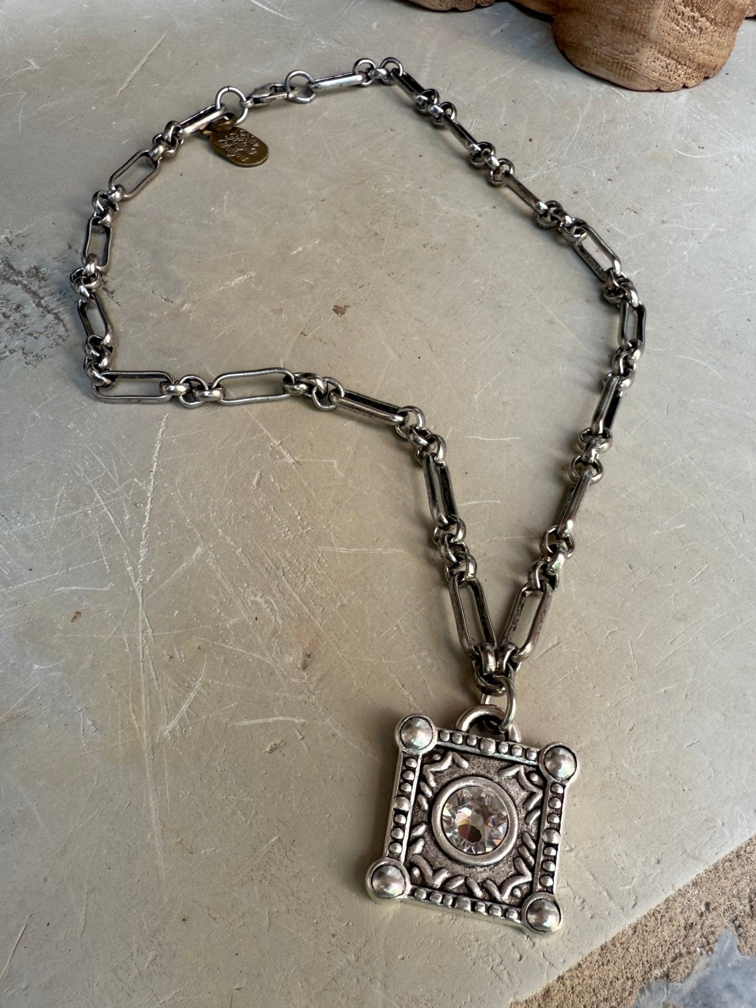 EKD Crystal Pendant Necklace - Vintage Vault Boutique