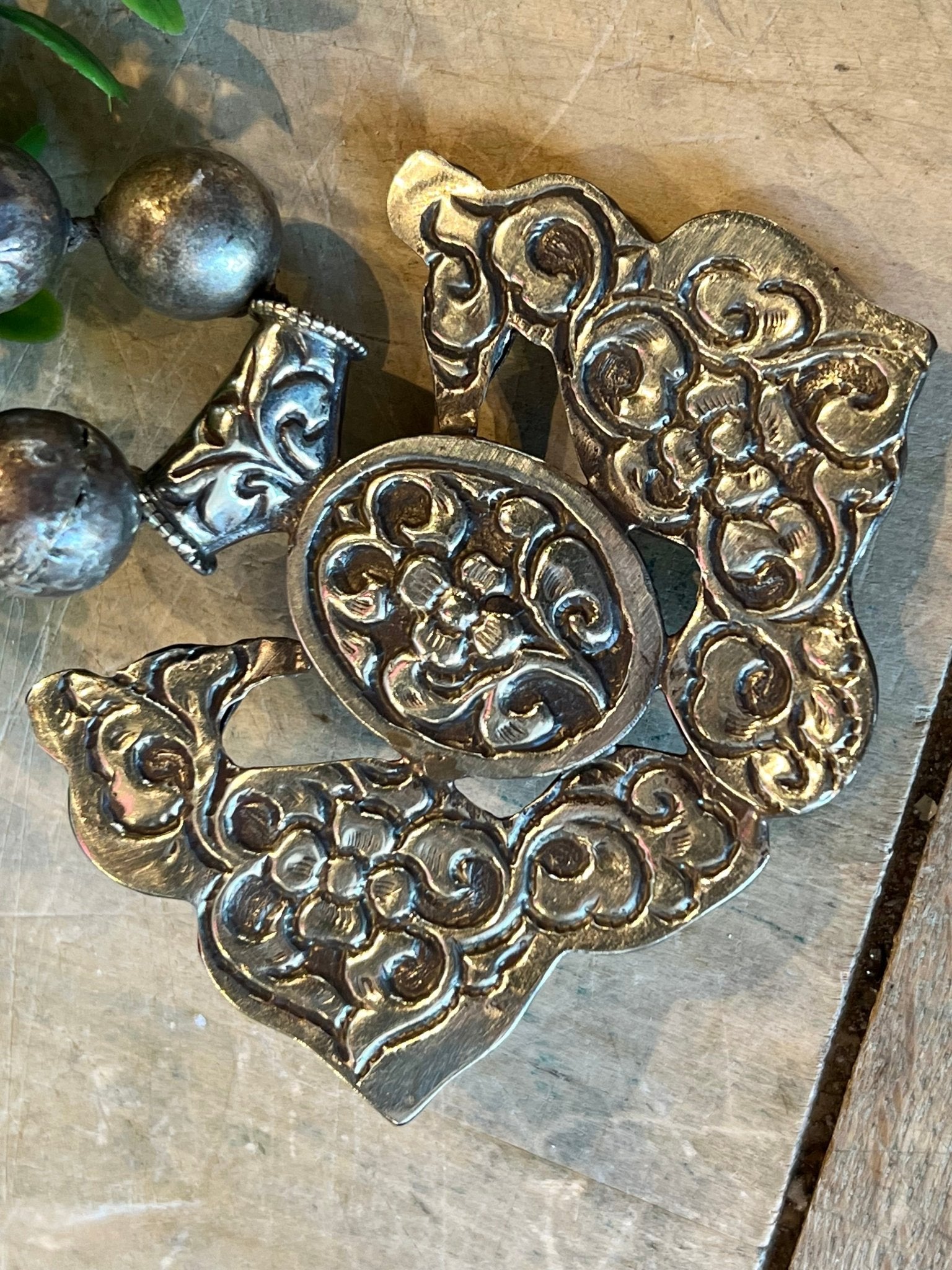 Onyx Peacock Necklace - Vintage Vault Boutique