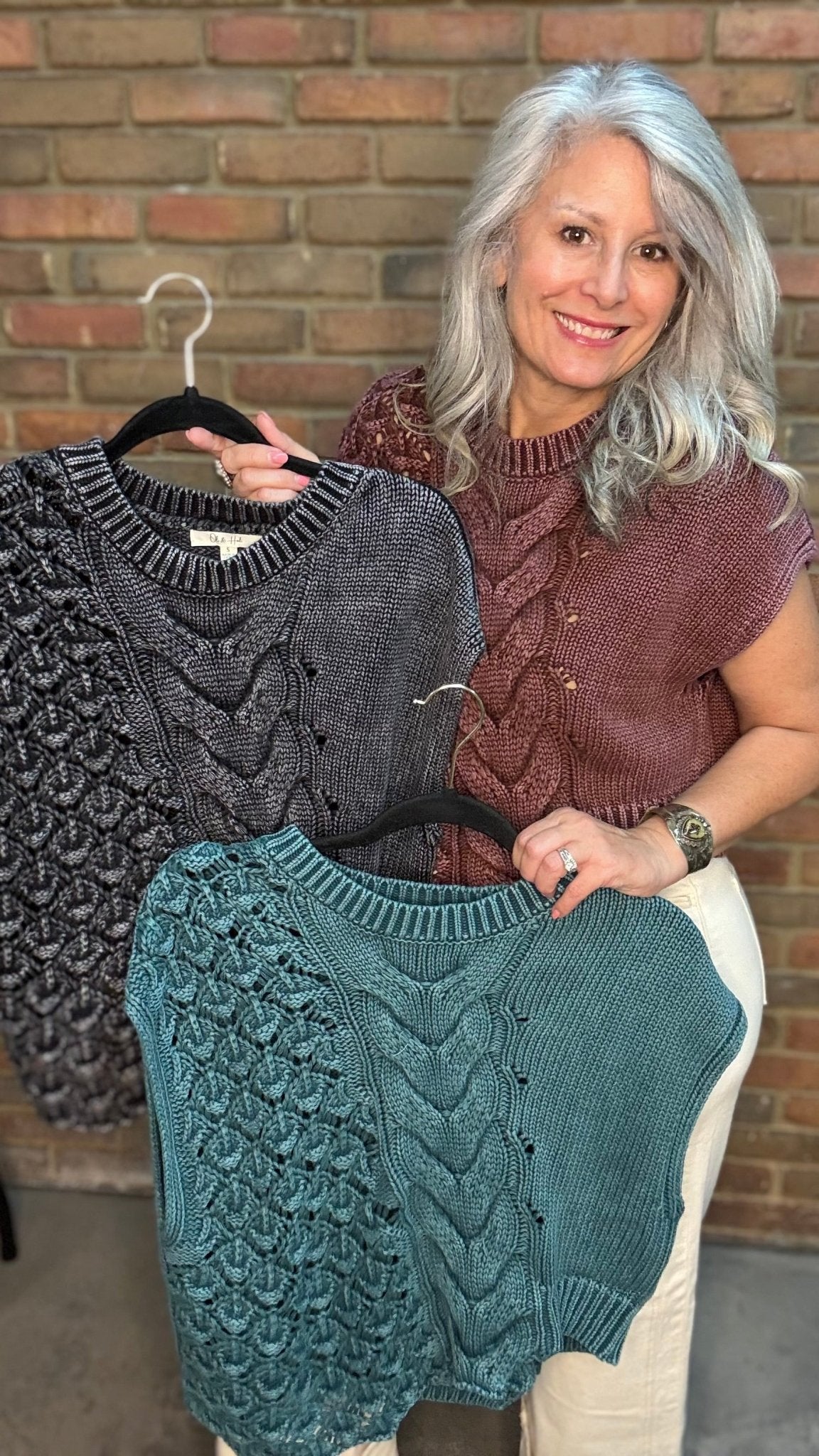 Sleeveless Sweater Vest PLUM - Vintage Vault Boutique