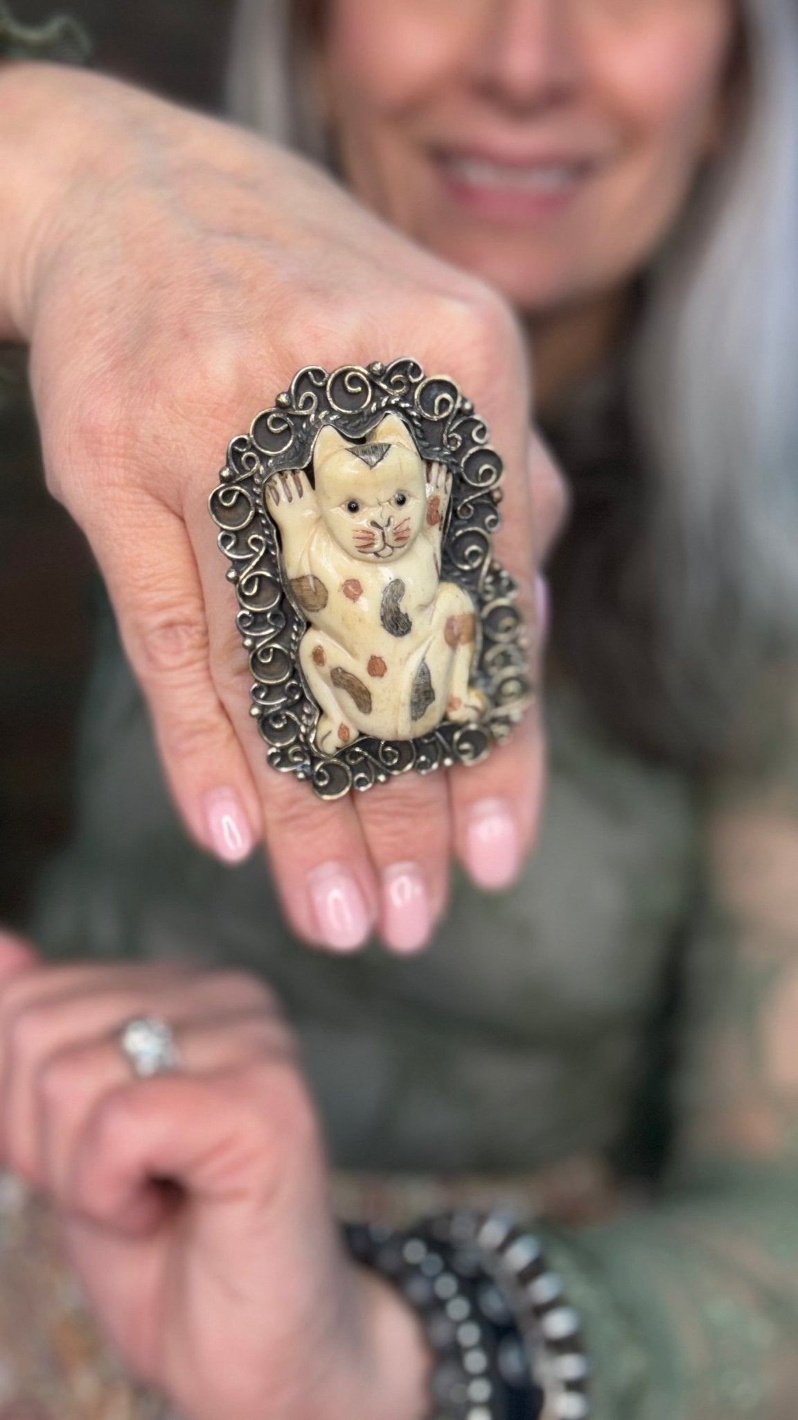 Spotted Cat Ring - Vintage Vault Boutique