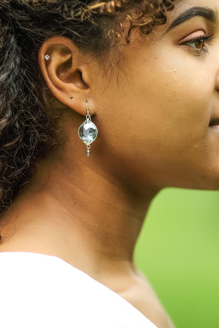 Herringbone Light Blue Round Earrings E015