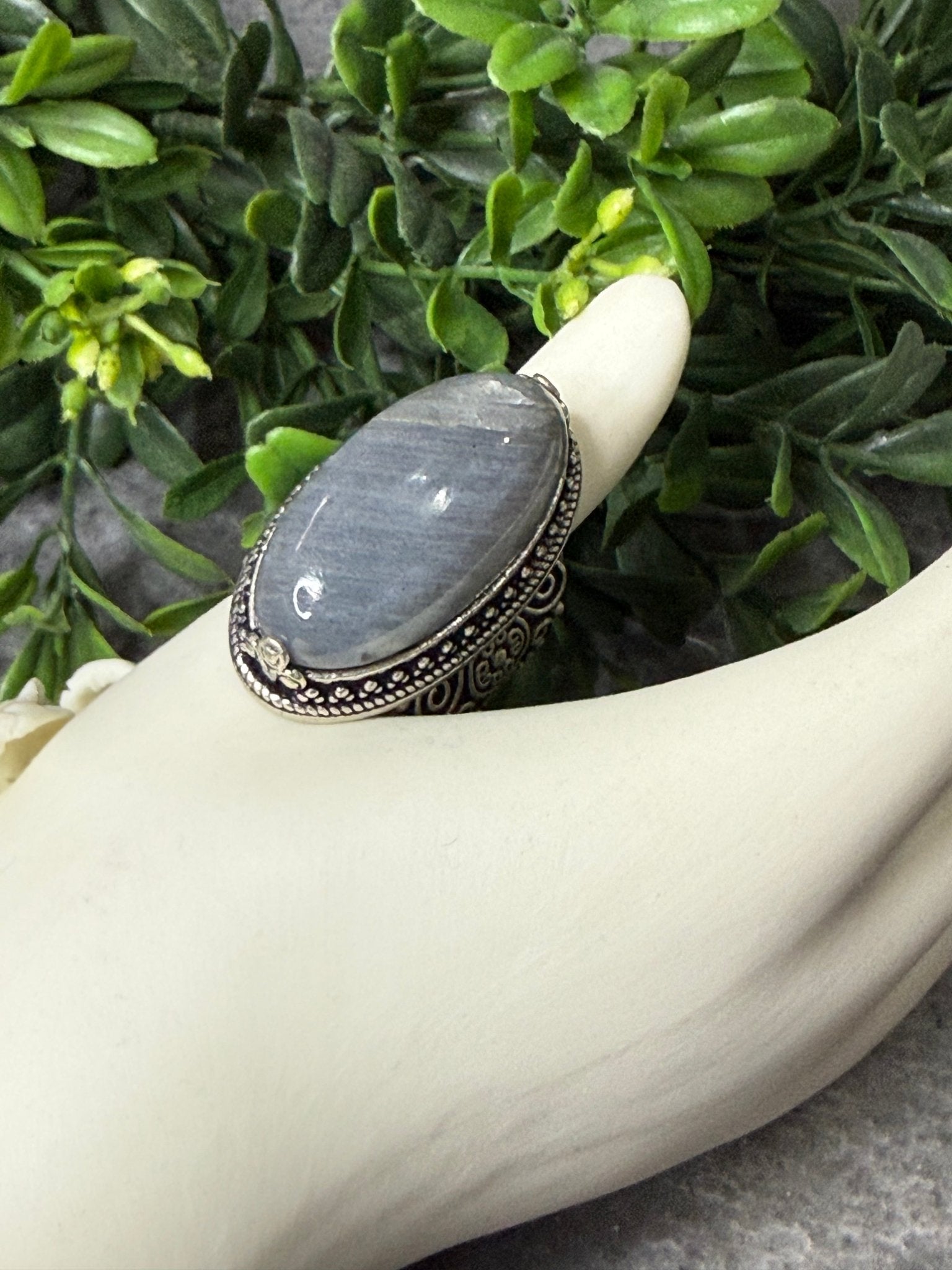 Oval Smokey Grey Ring - Vintage Vault Boutique