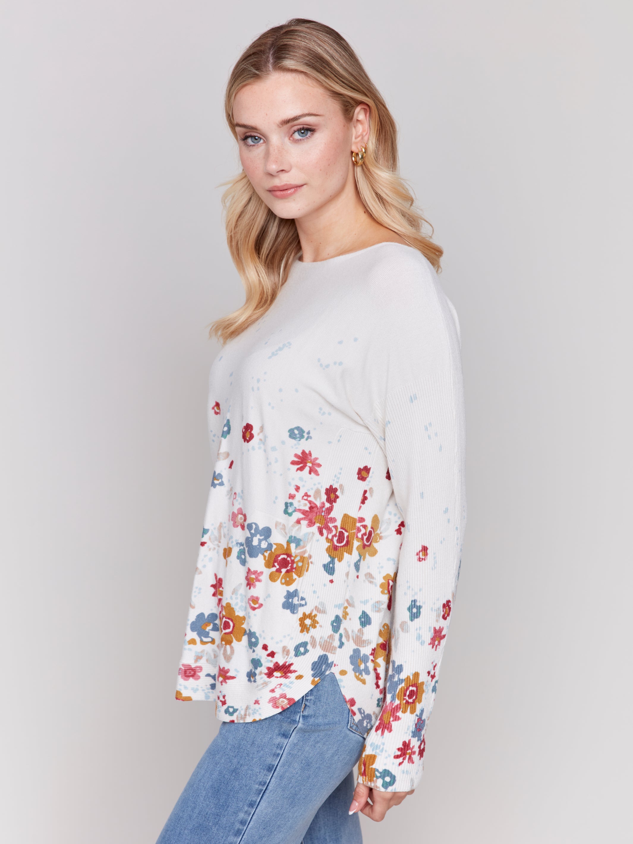Floral Round Hem Sweater