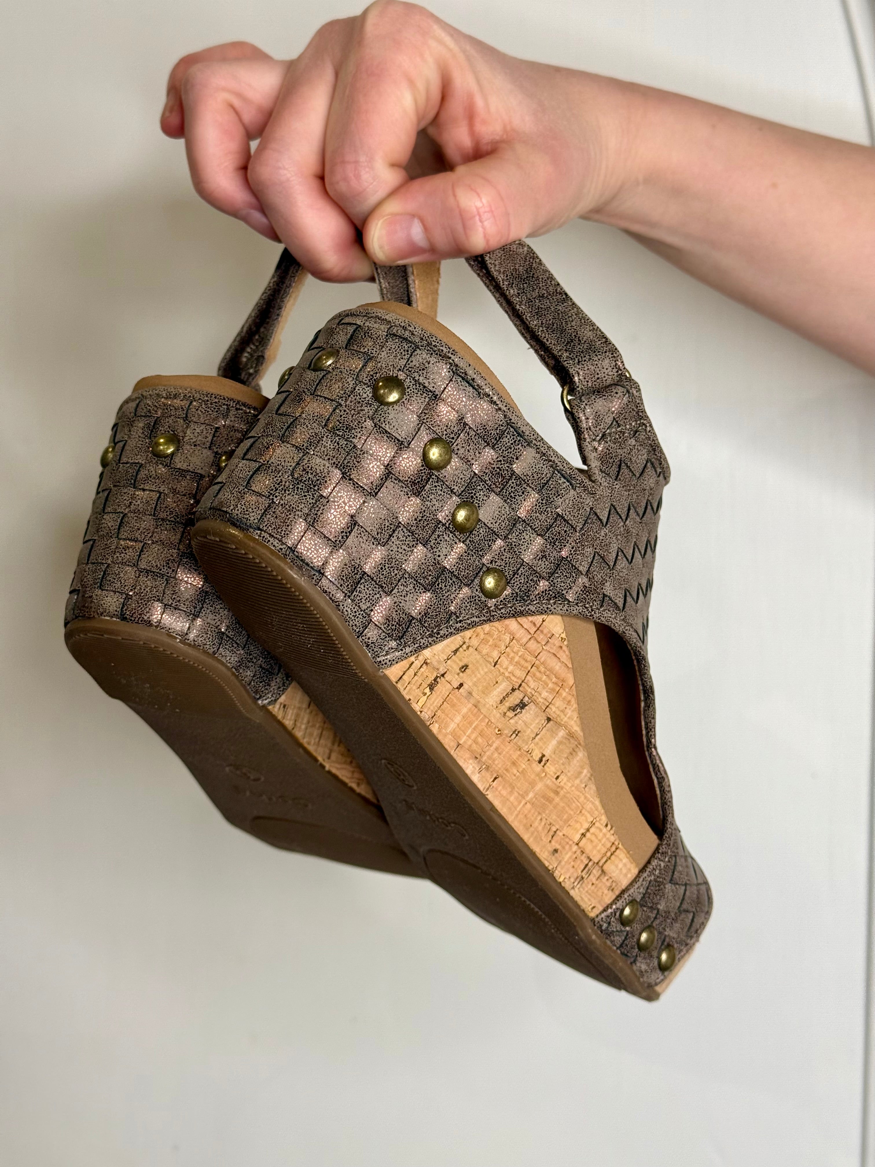 Carley Woven Sandal in Bronze