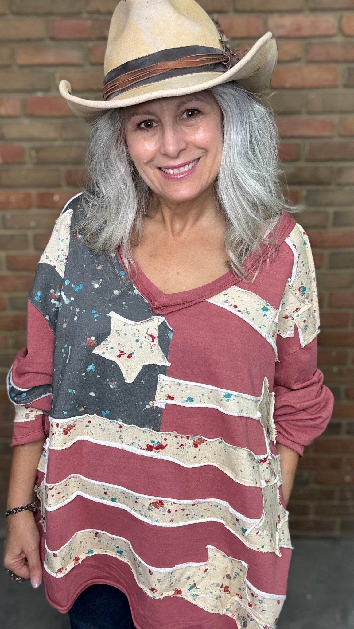 Stars and Sweetheart Sweatshirt - Vintage Vault Boutique