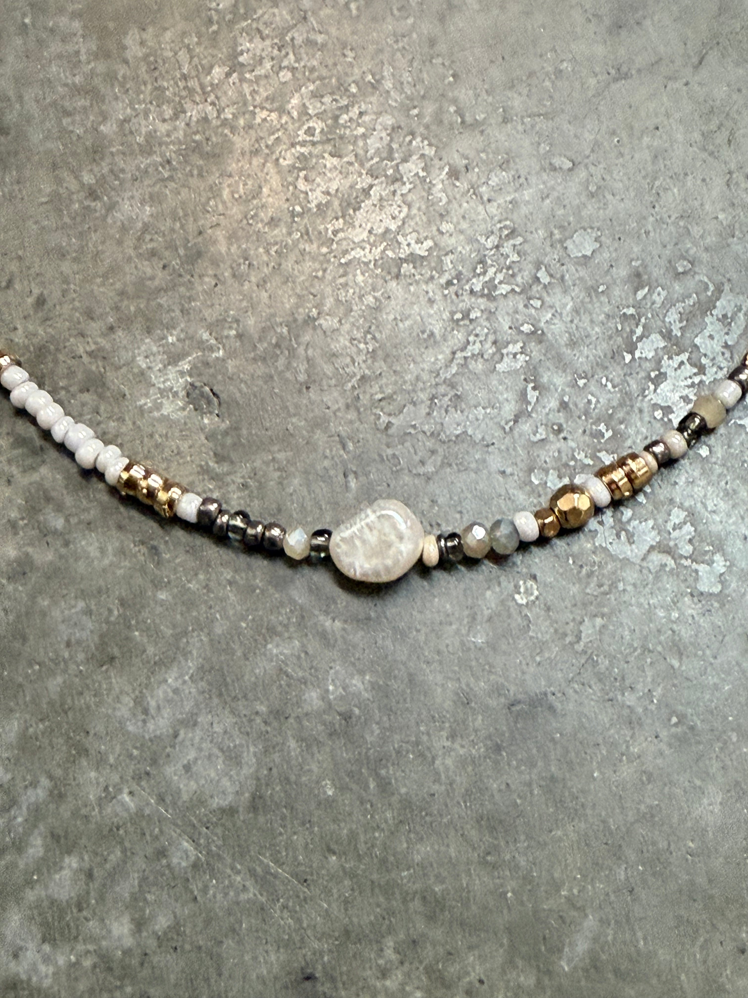 Dandy Gray Pearl Chocker Necklace